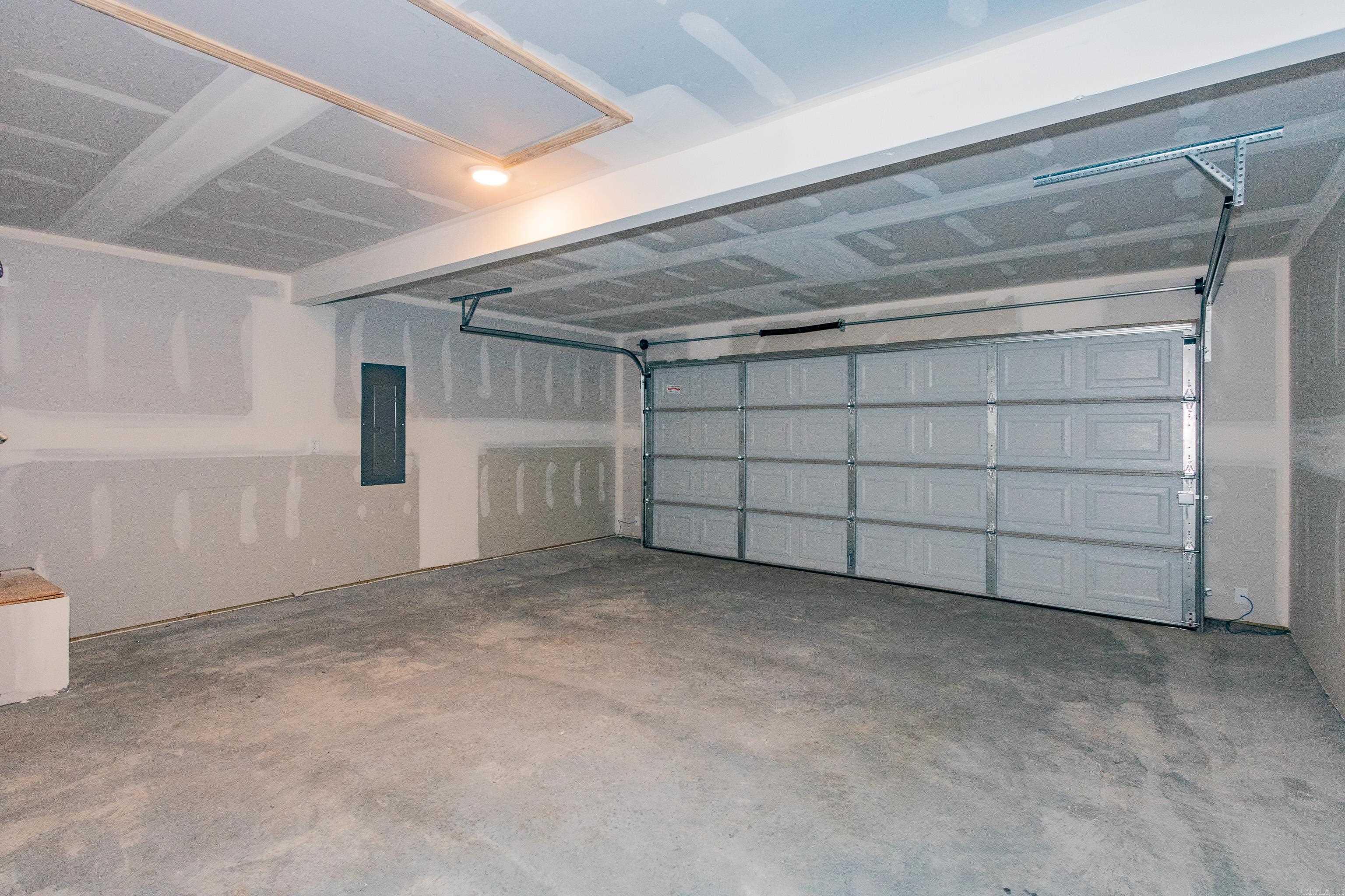 THE MEADOWS - Residential