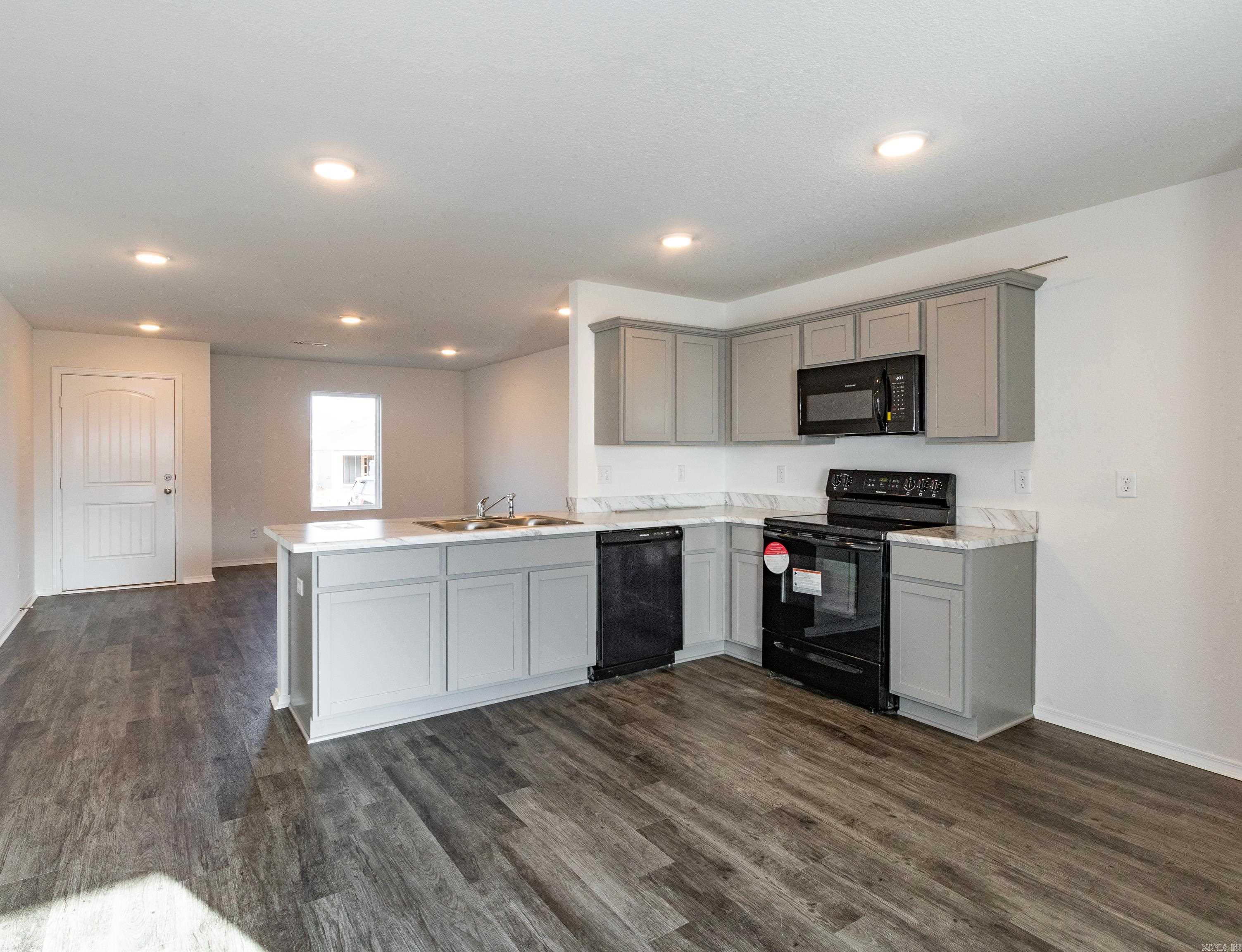 THE MEADOWS - Residential