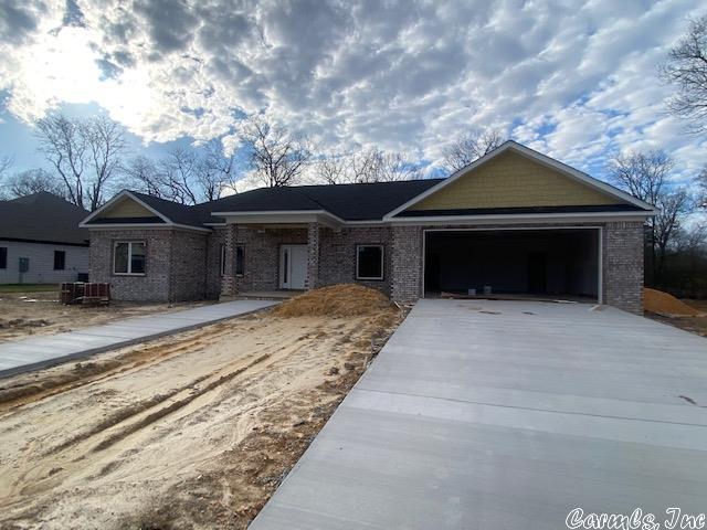 OLDE SALEM TOWNSHIP - Residential