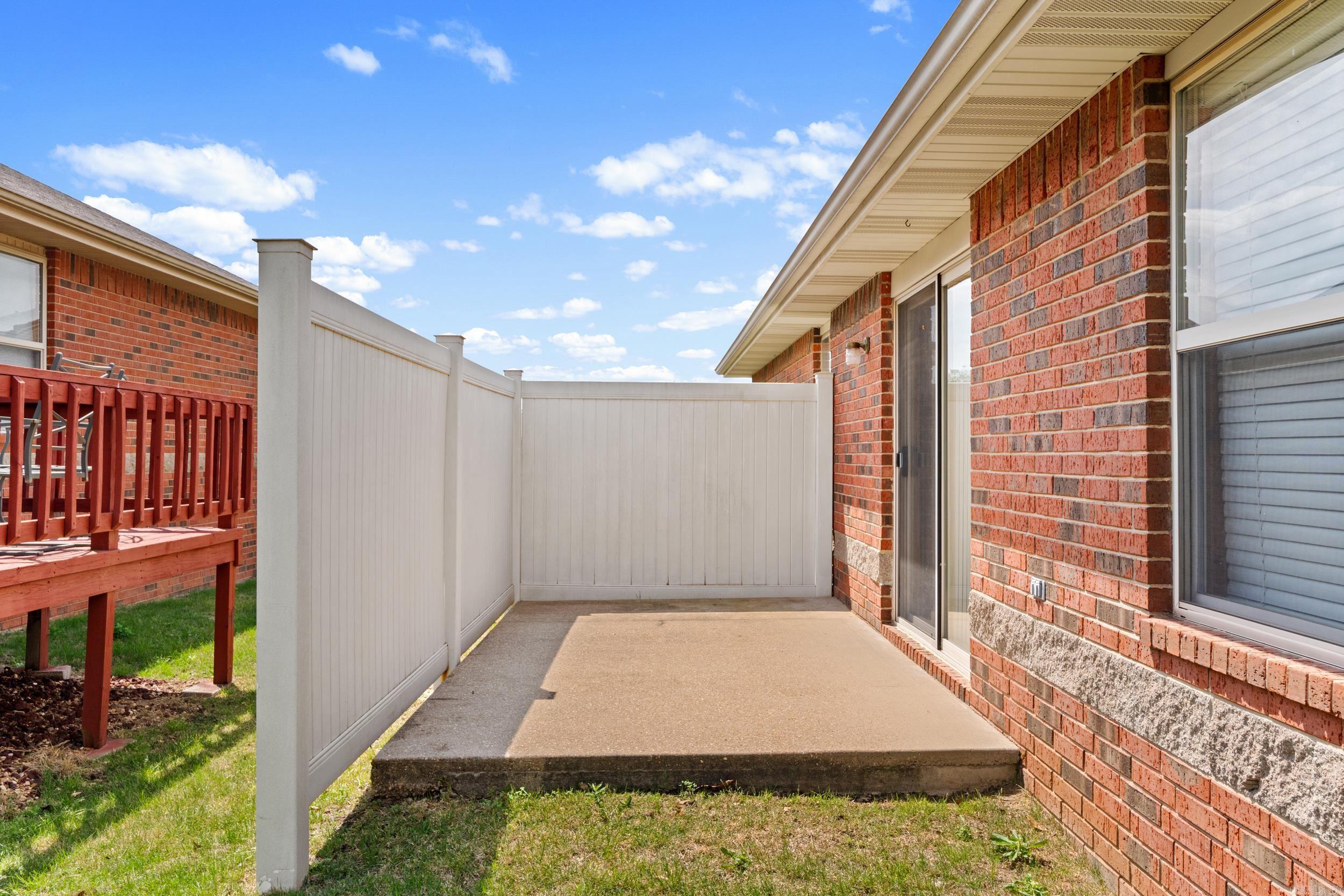 WILLOWBROOK - Residential