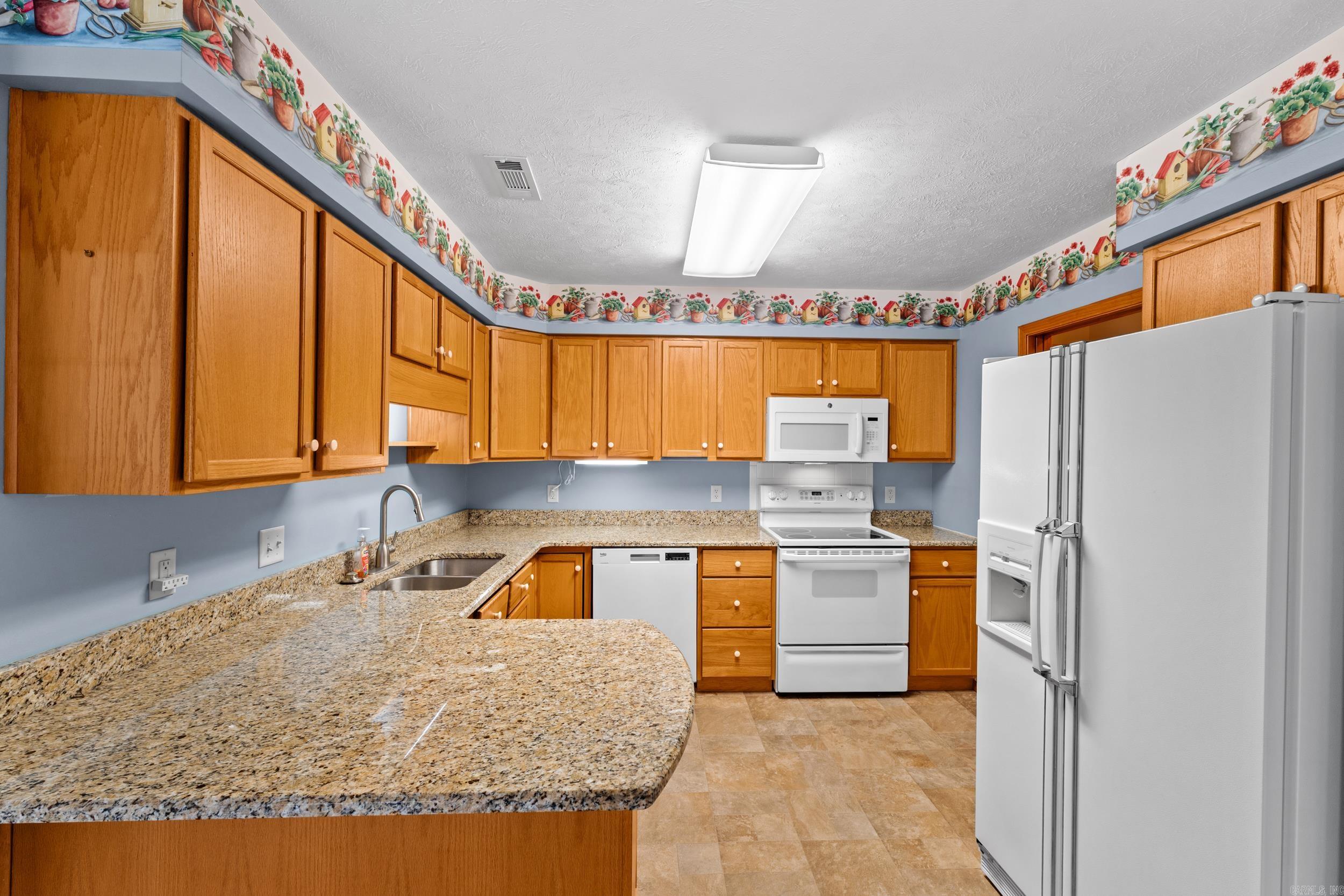 WILLOWBROOK - Residential