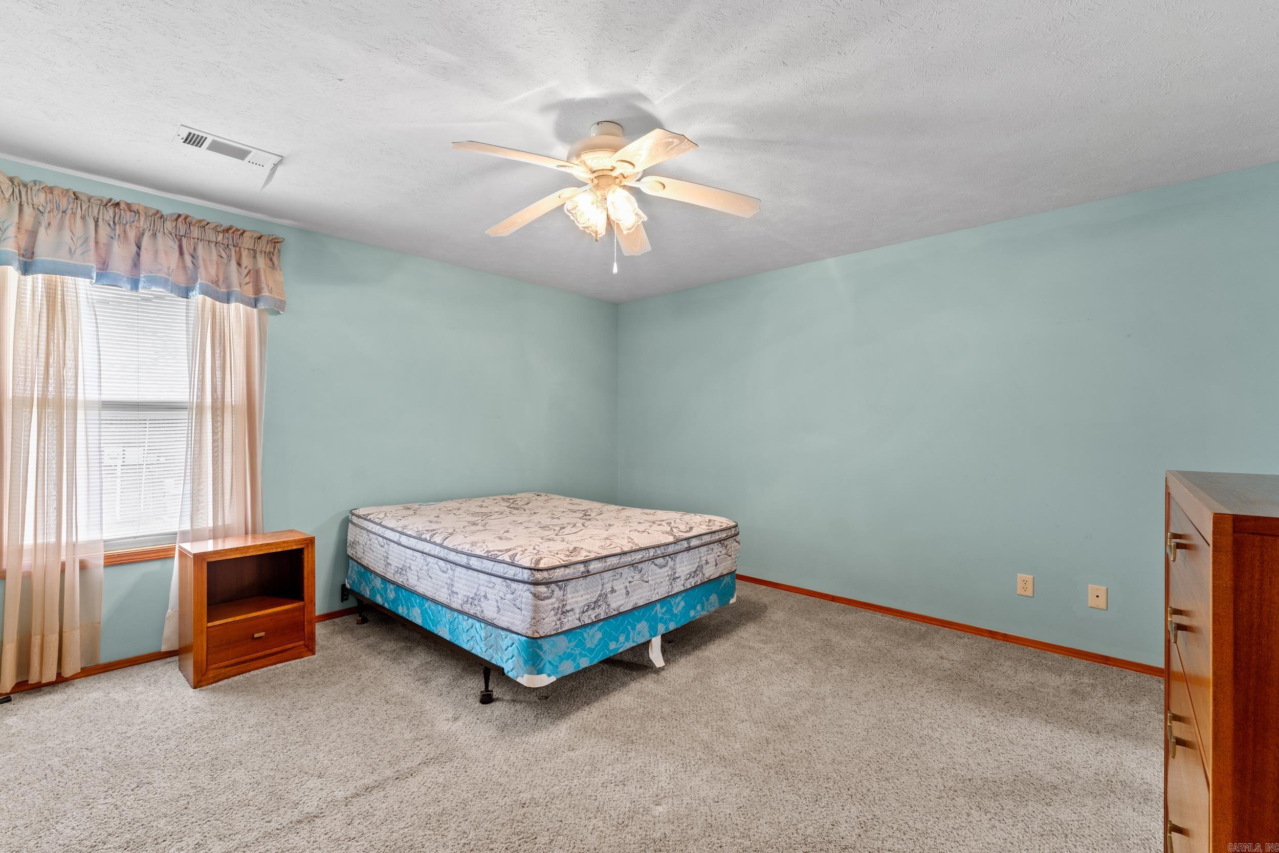 WILLOWBROOK - Residential