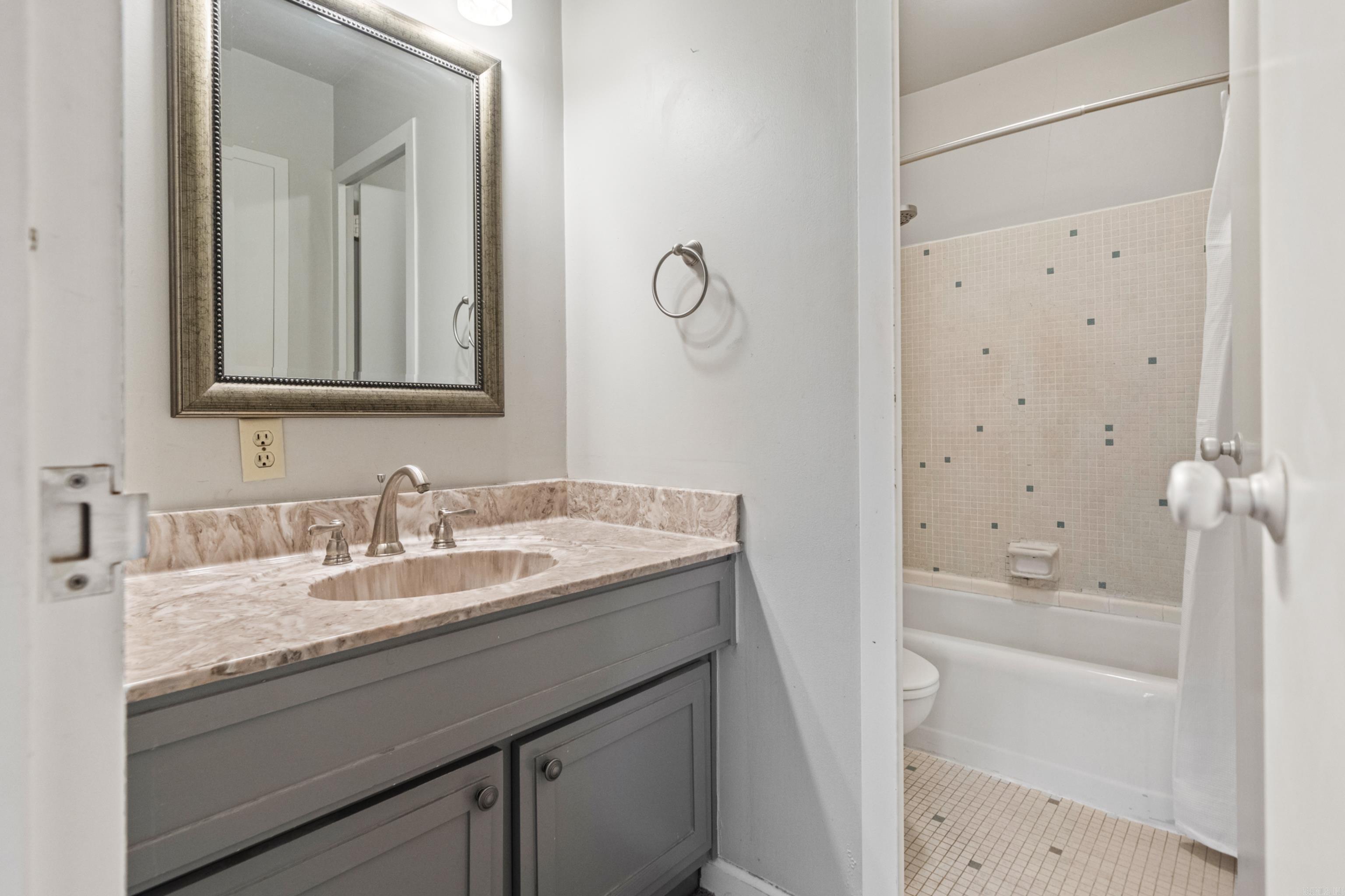 BEACON MANOR HPR - Residential