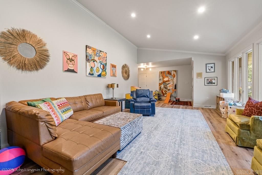 WYNNEWOOD ADDITION - Residential