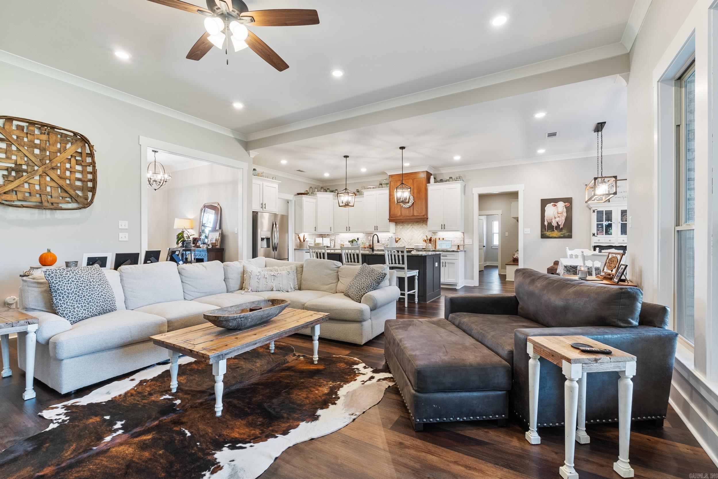 Bullet Davis Estates - Residential