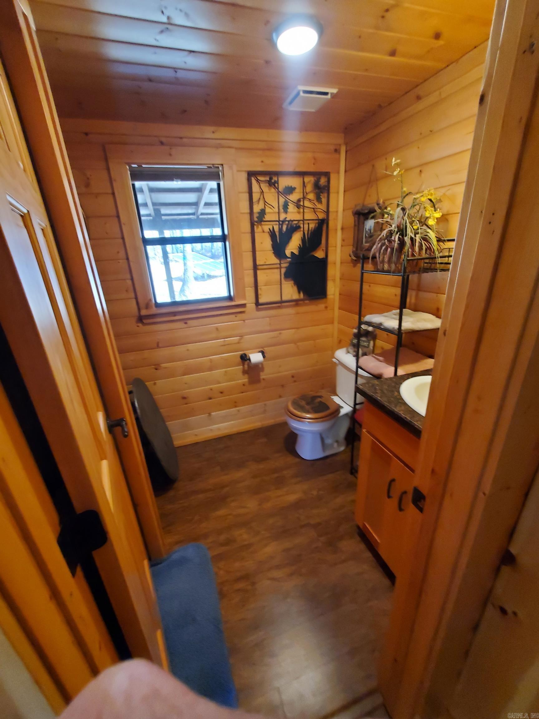 TOWN OF EGGER (CHERRY HILL) - Residential