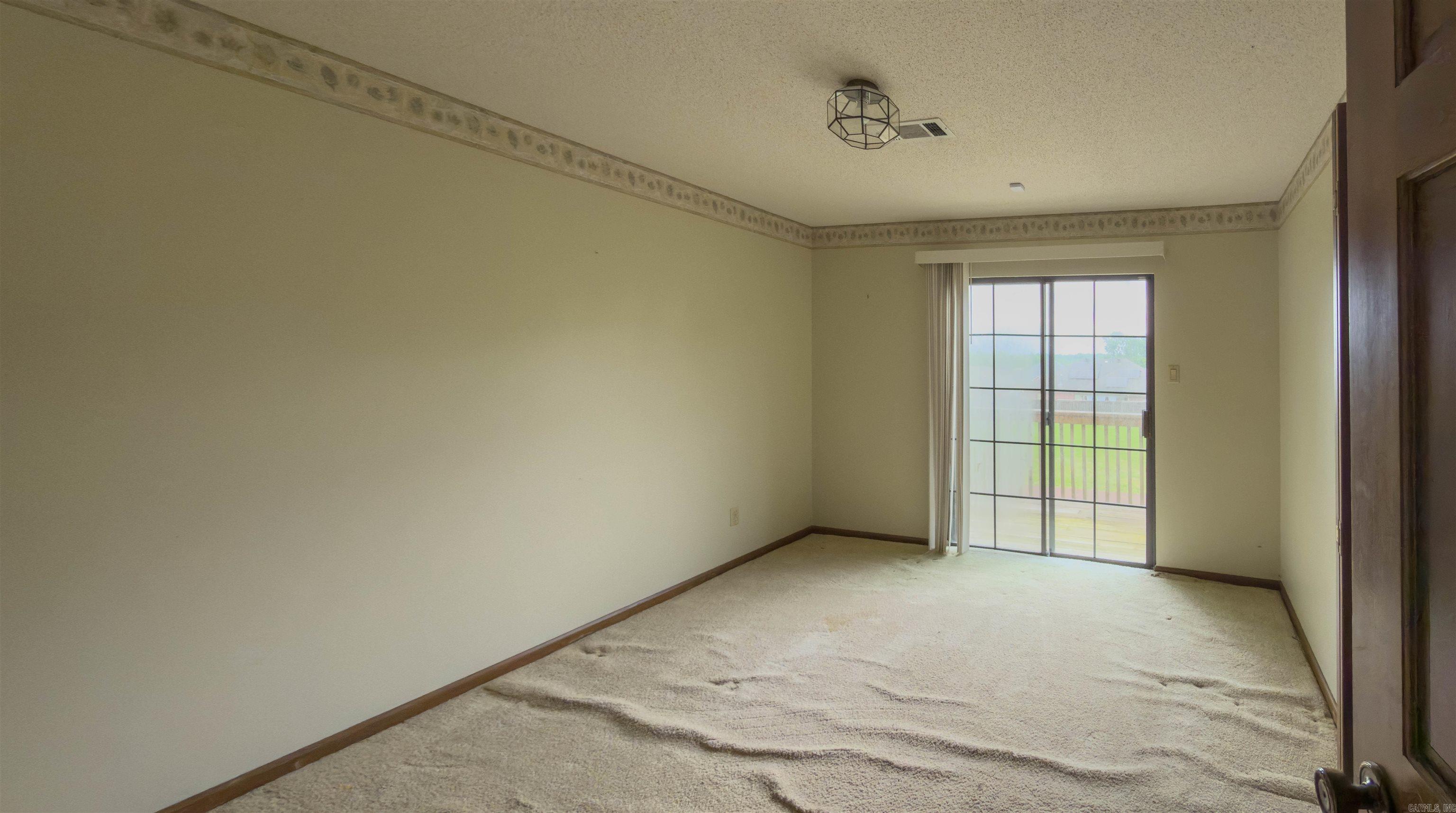 JACKSON HGTS - Residential