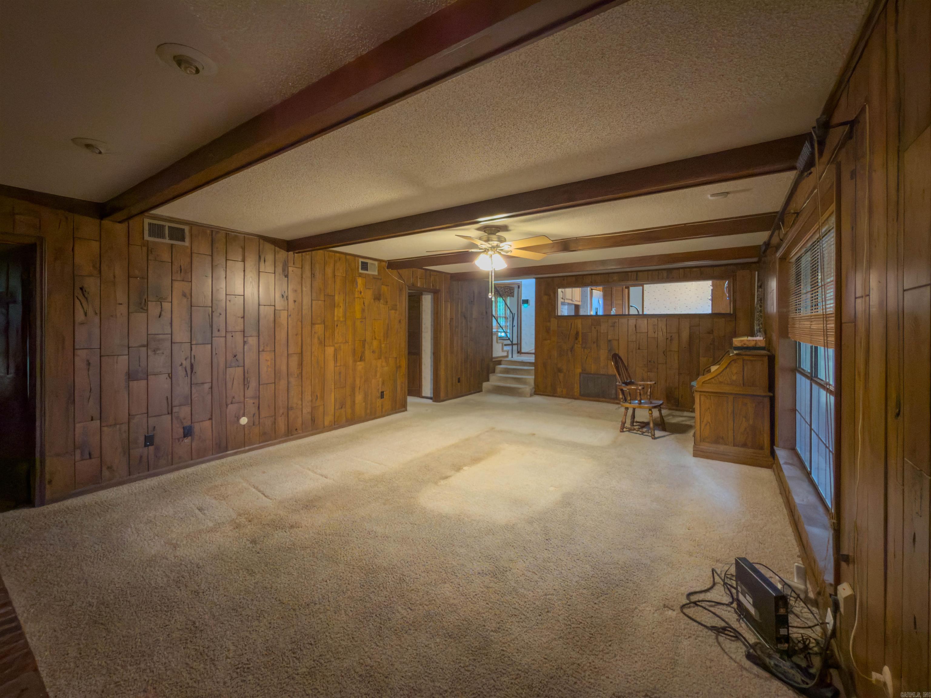 JACKSON HGTS - Residential