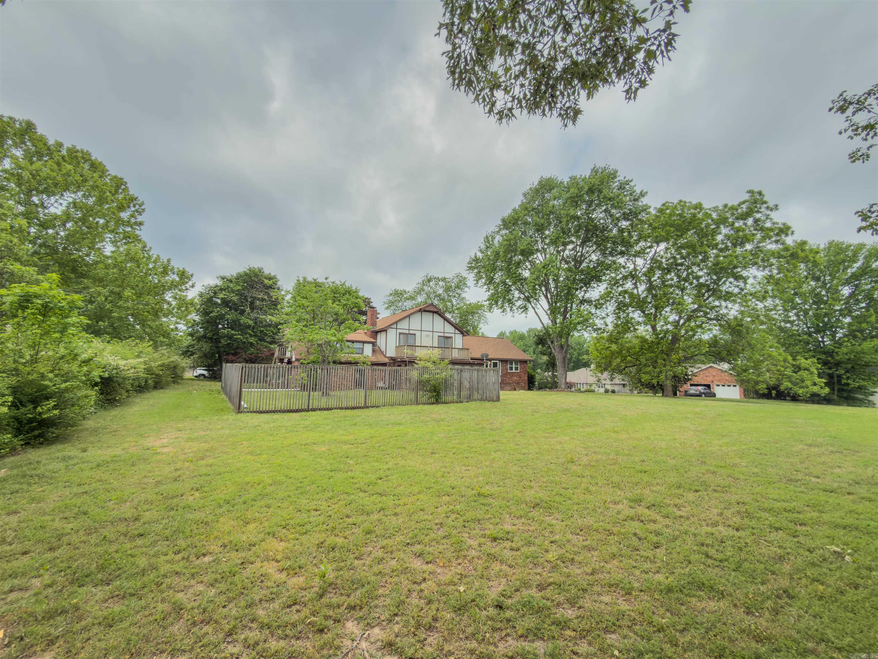 JACKSON HGTS - Residential