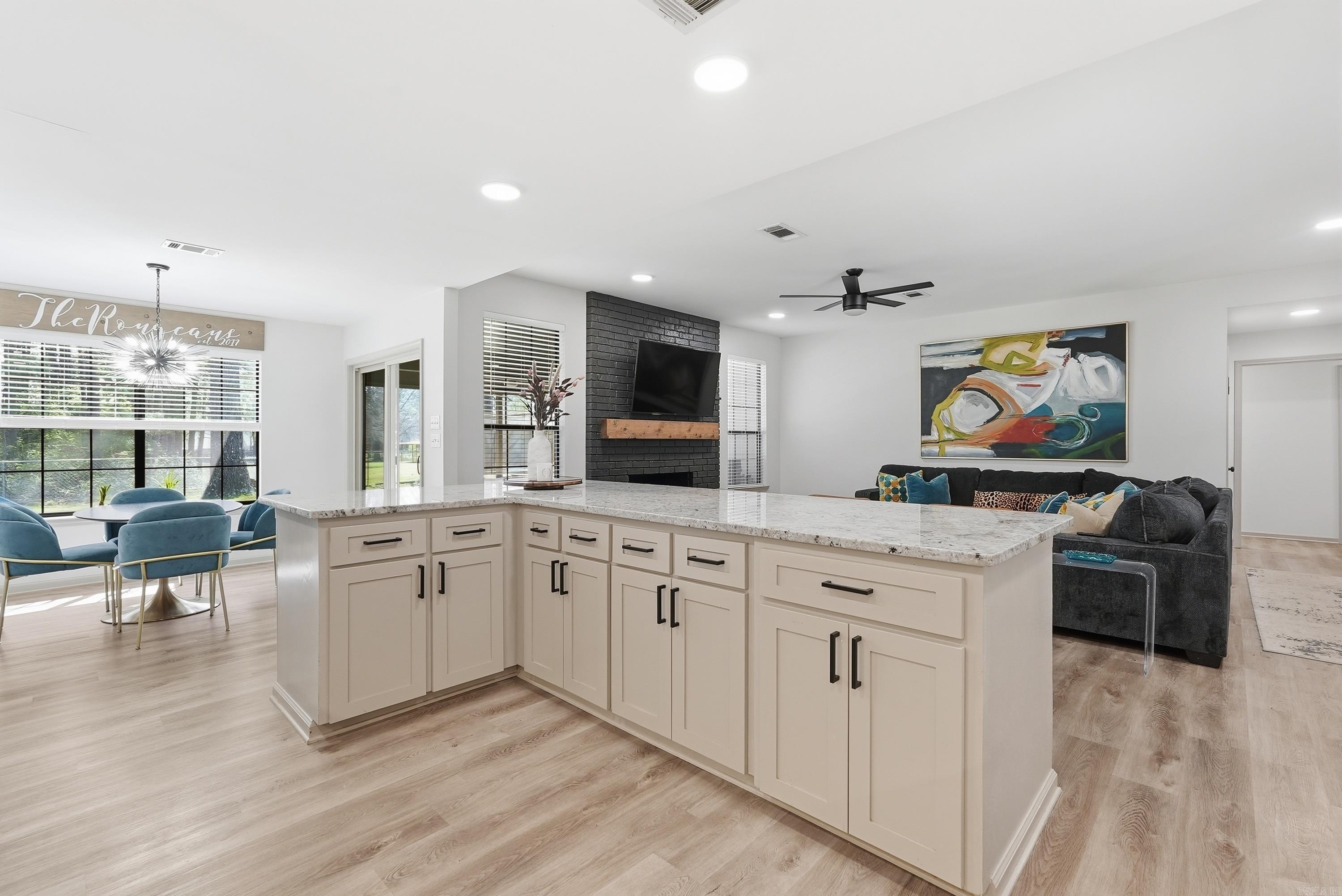 BAINBRIDGE - Residential