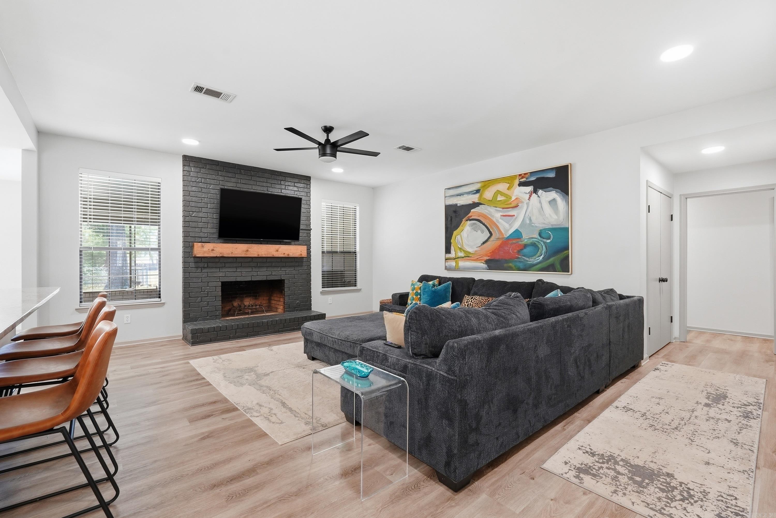 BAINBRIDGE - Residential