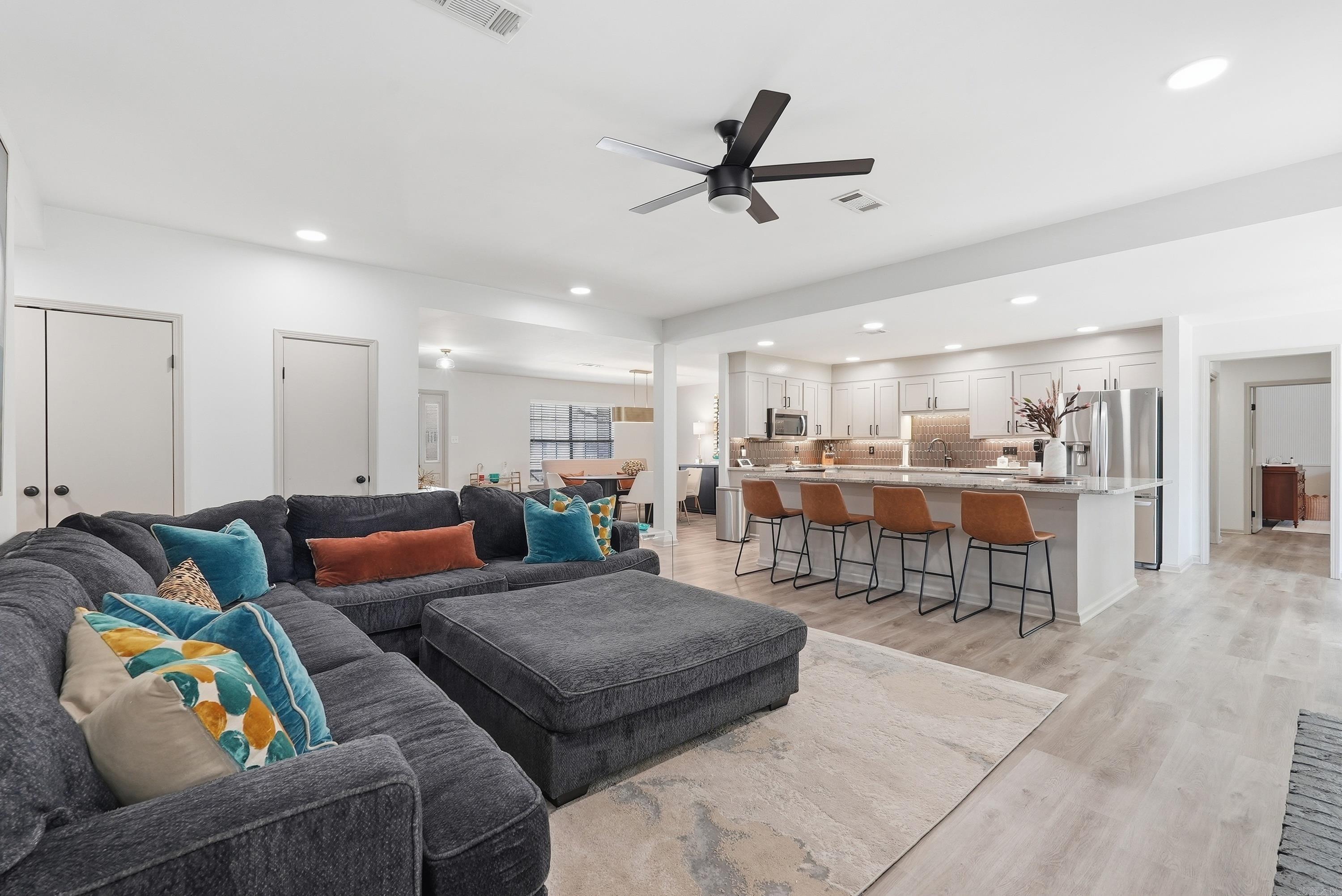 BAINBRIDGE - Residential