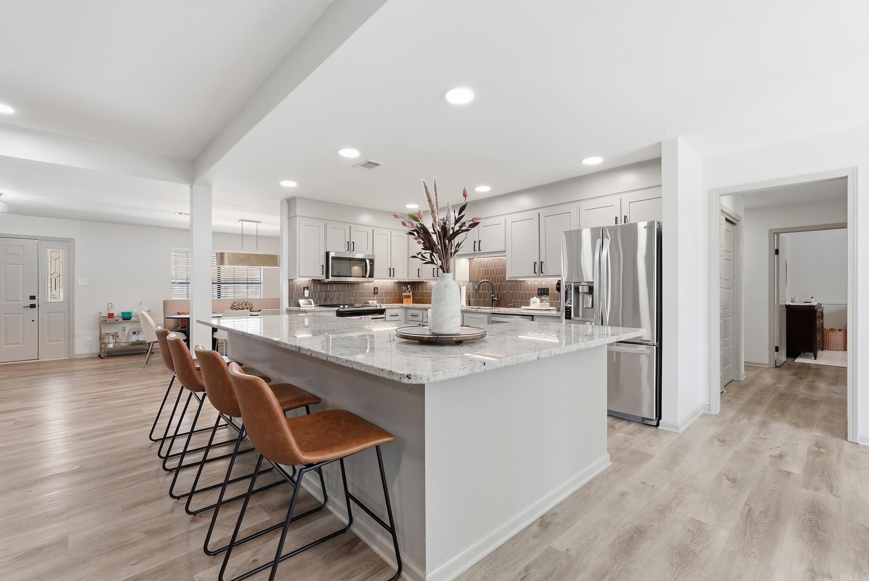 BAINBRIDGE - Residential