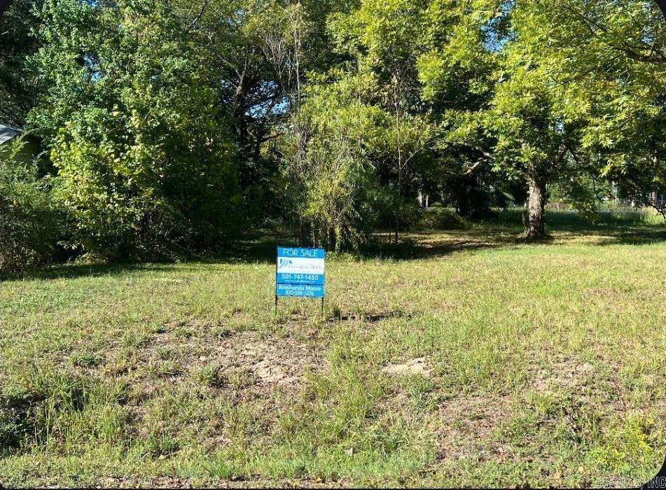 Monks Western - Land