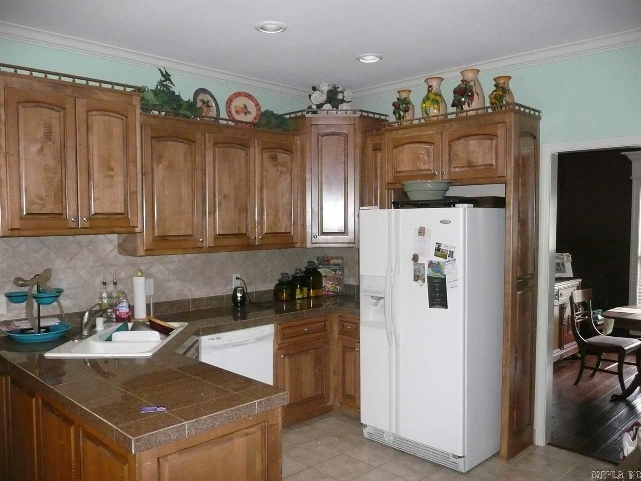 LONGHILLS VILLAGE - Residential