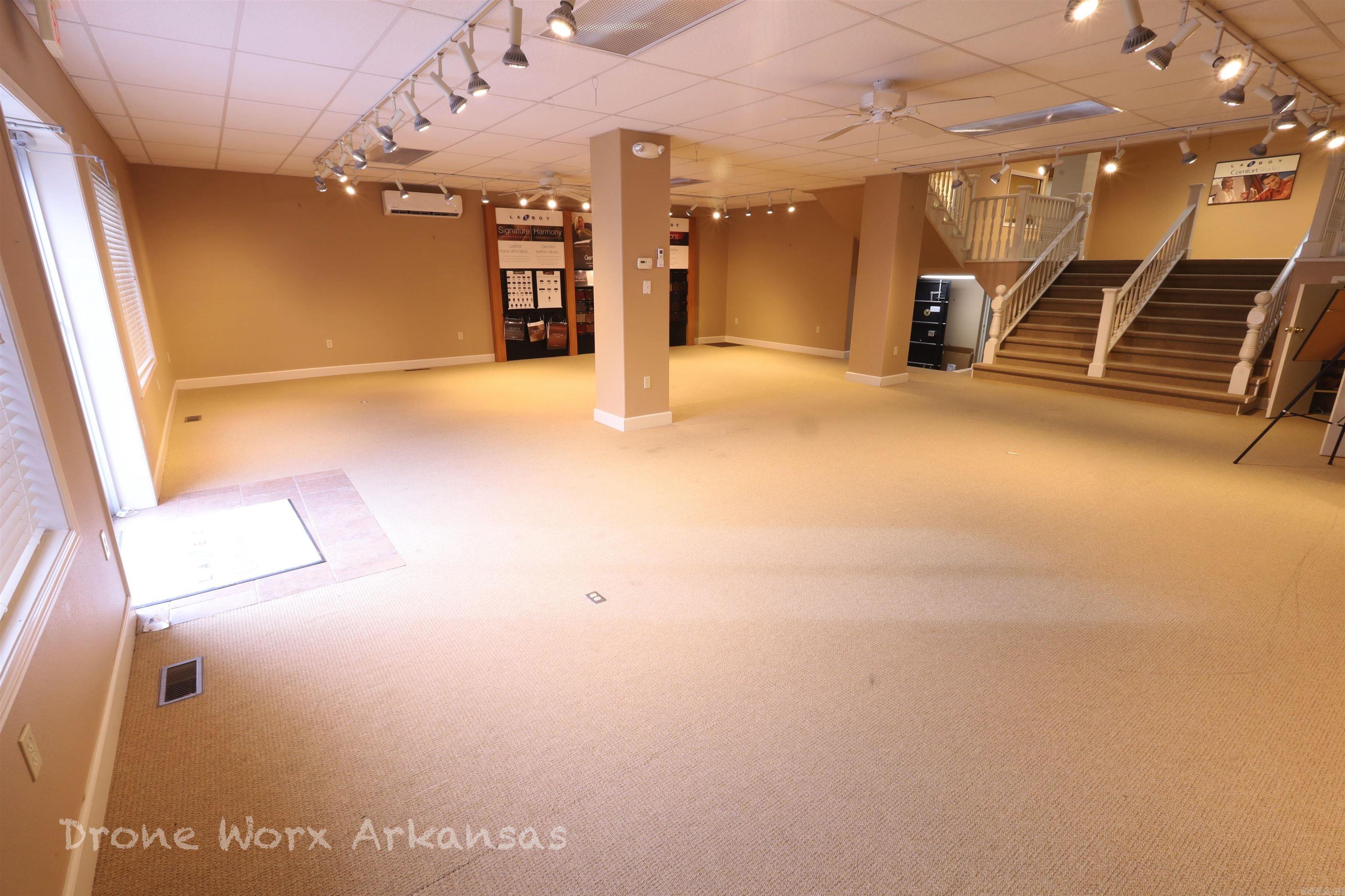 Marshall - Commercial Sale