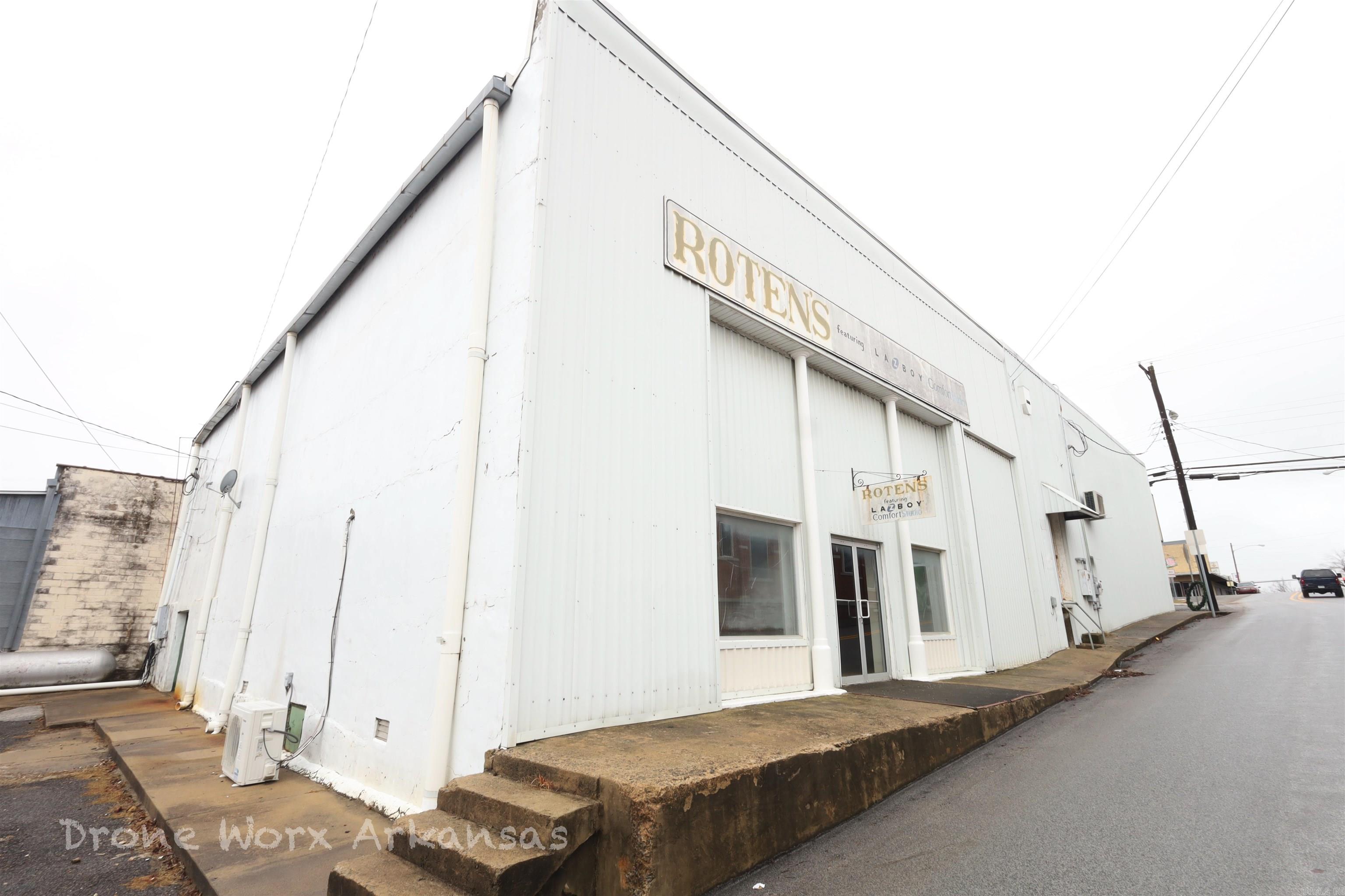 Marshall - Commercial Sale