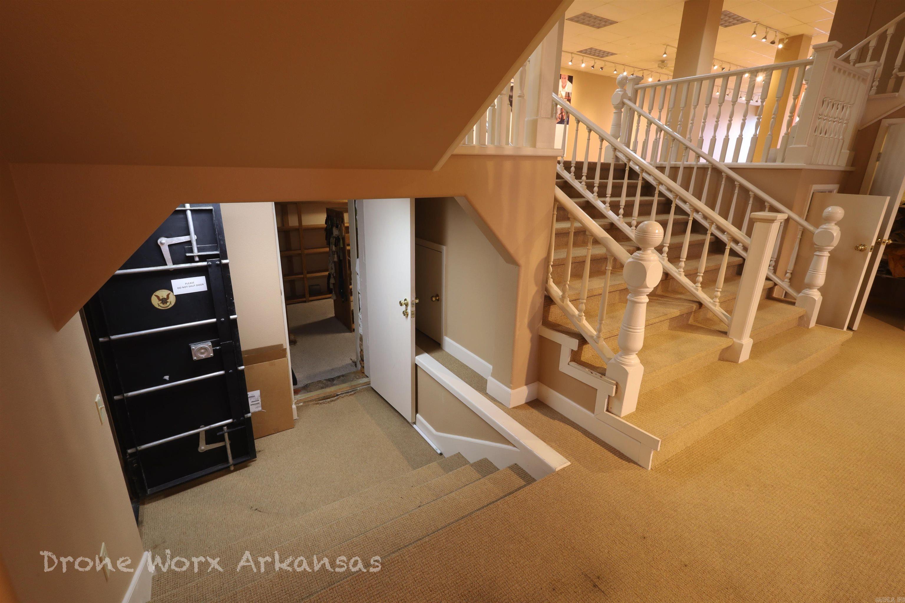 Marshall - Commercial Sale