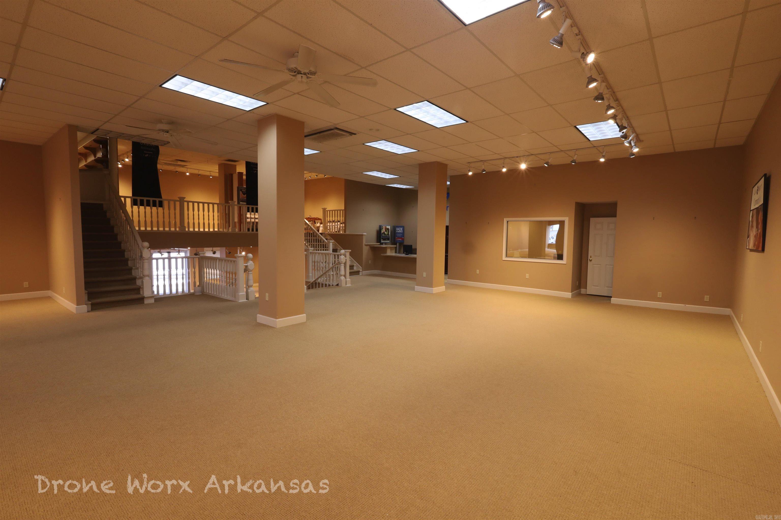 Marshall - Commercial Sale