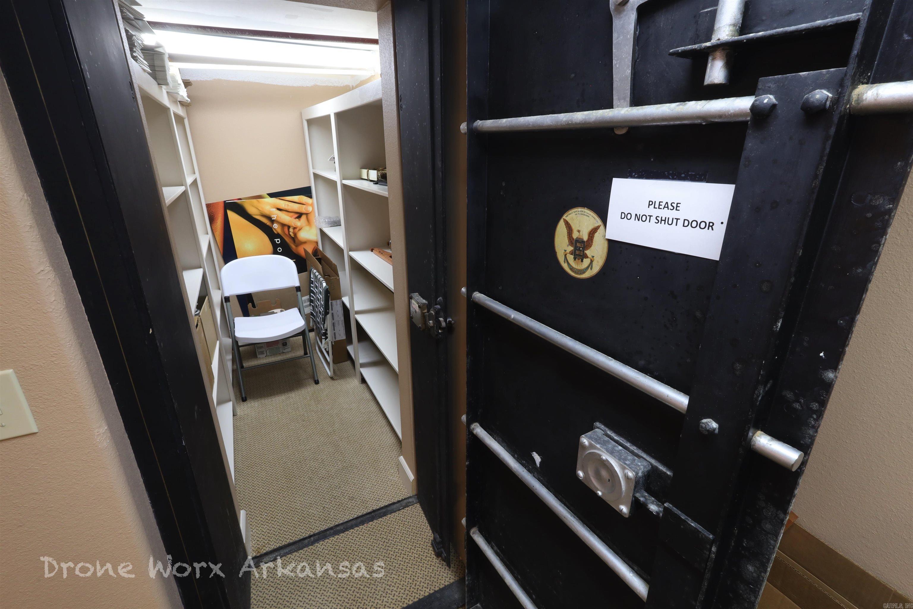 Marshall - Commercial Sale