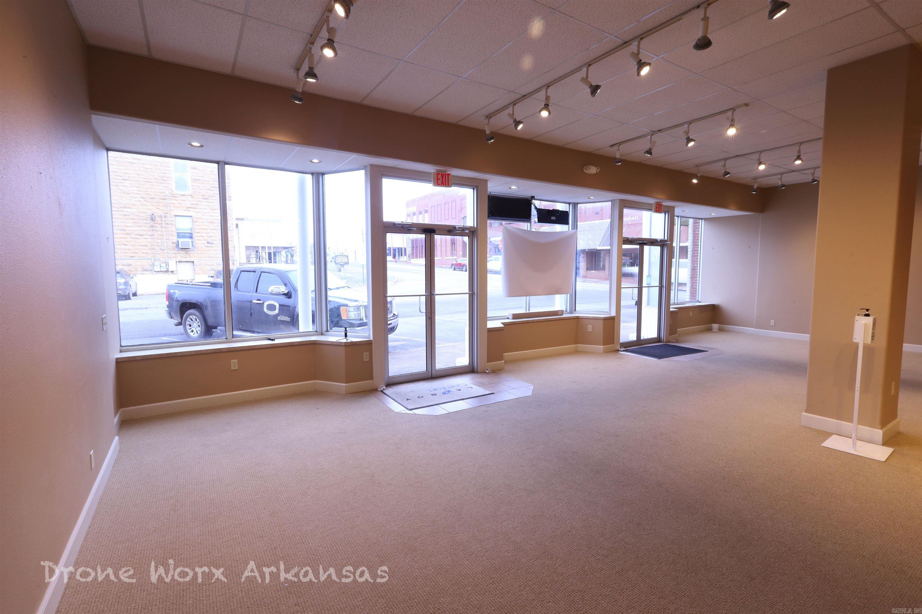 Marshall - Commercial Sale