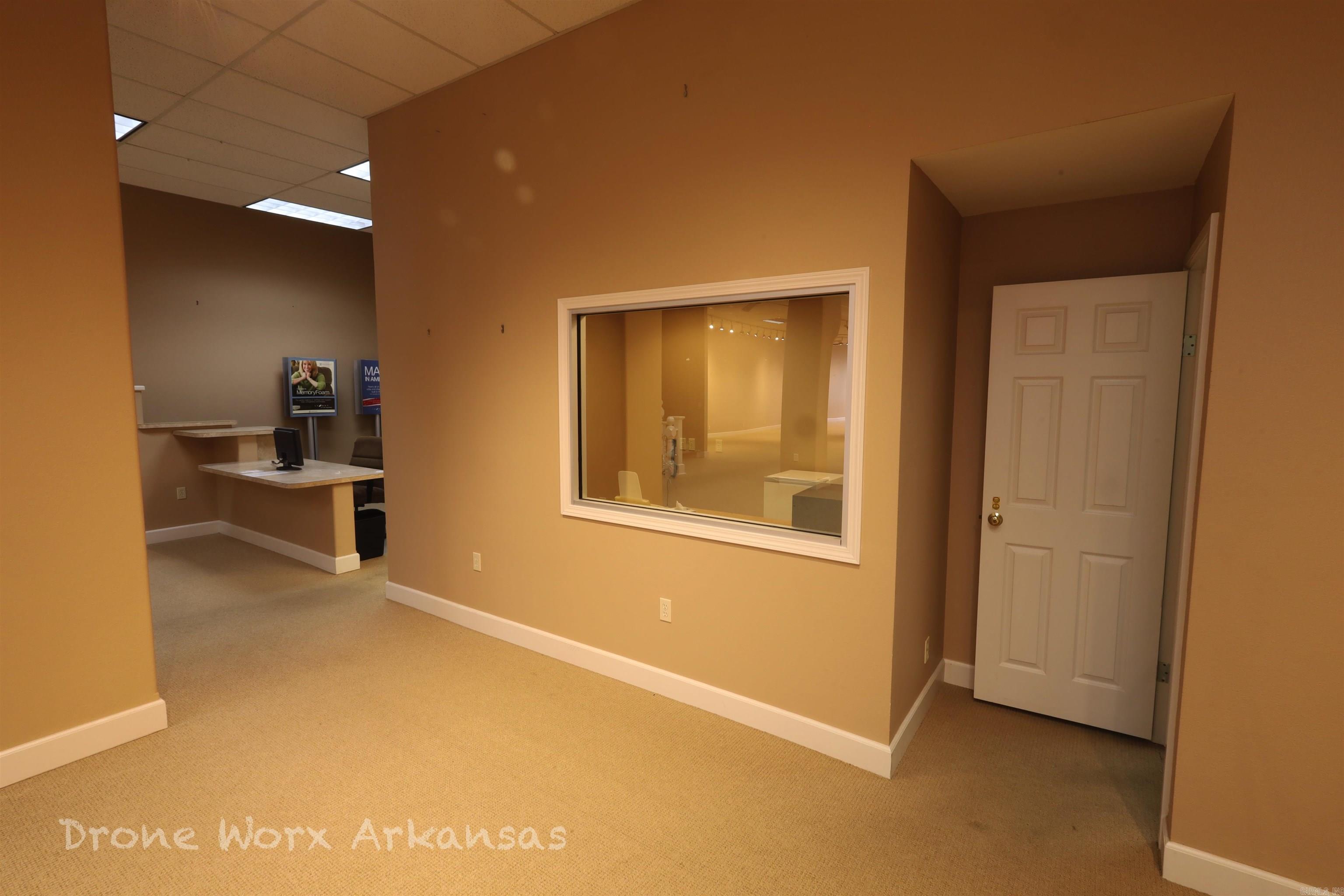 Marshall - Commercial Sale