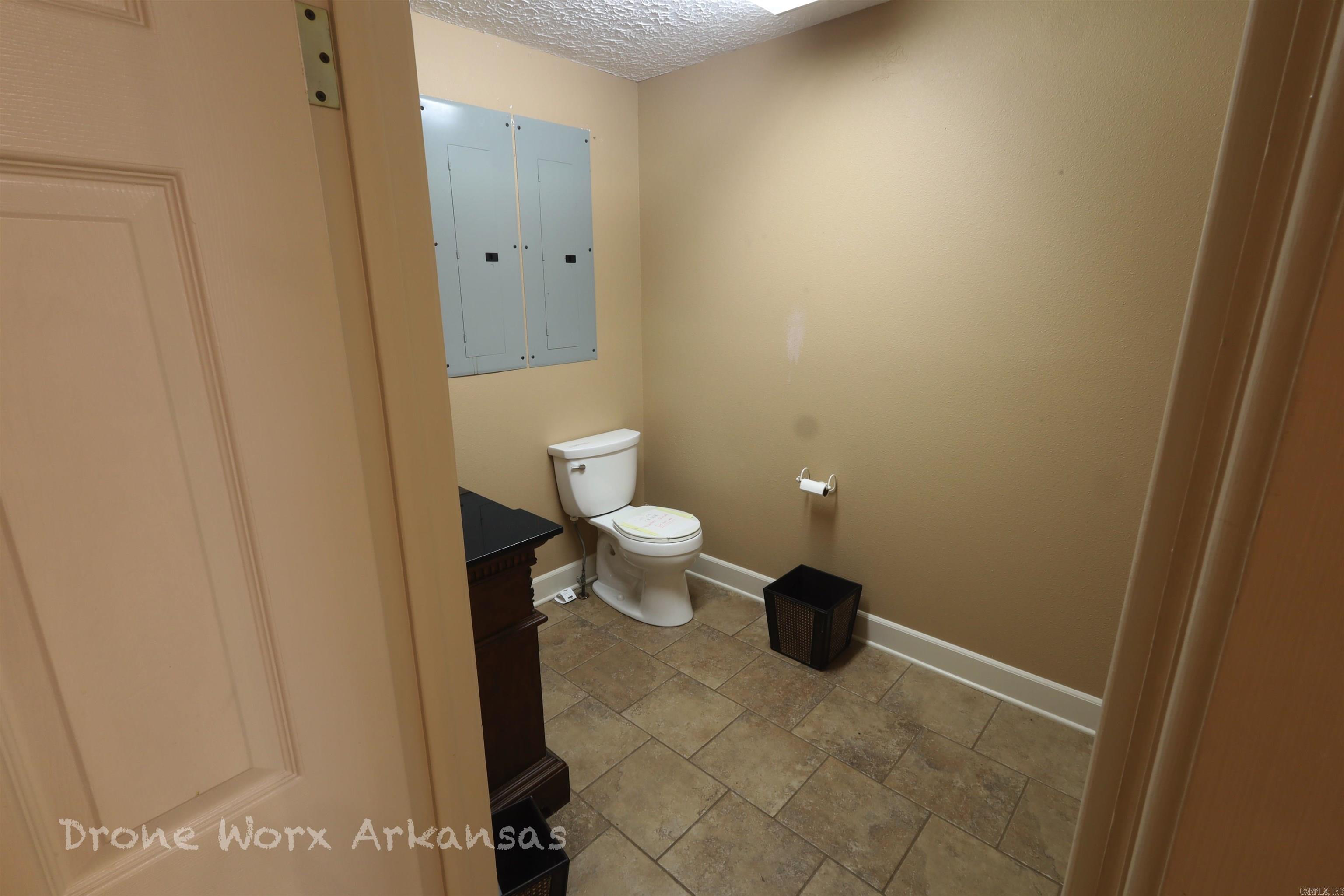 Marshall - Commercial Sale