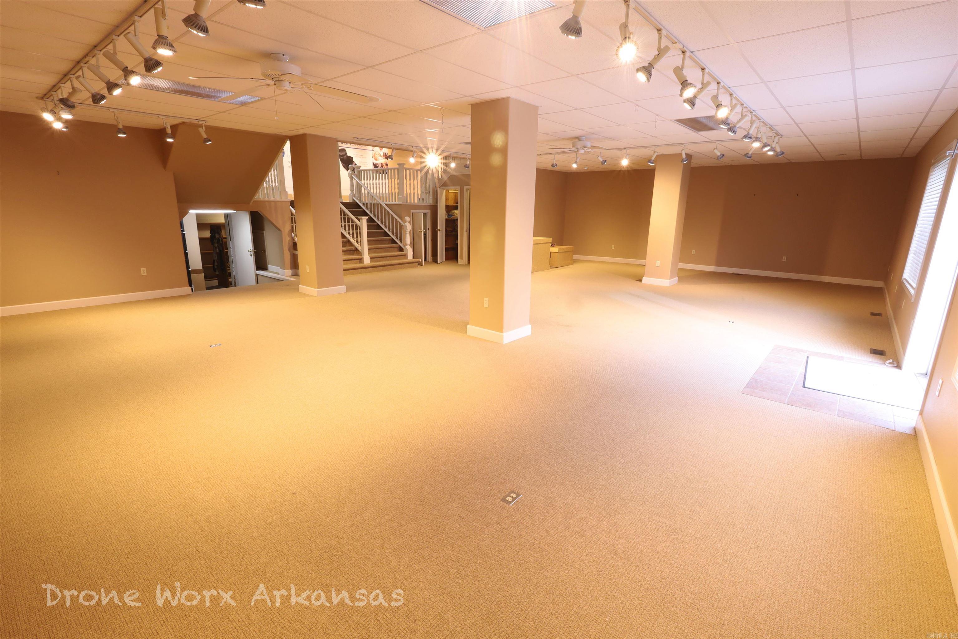 Marshall - Commercial Sale