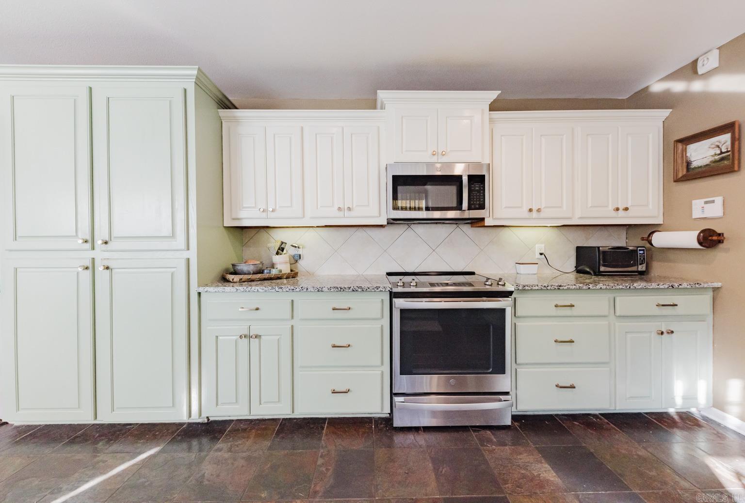 SALINA SPRINGS - Residential