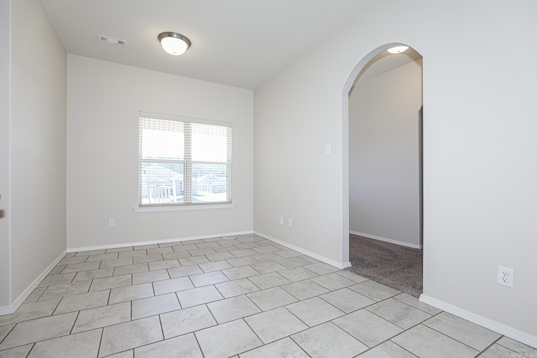 BENJAMIN GROVE - Residential