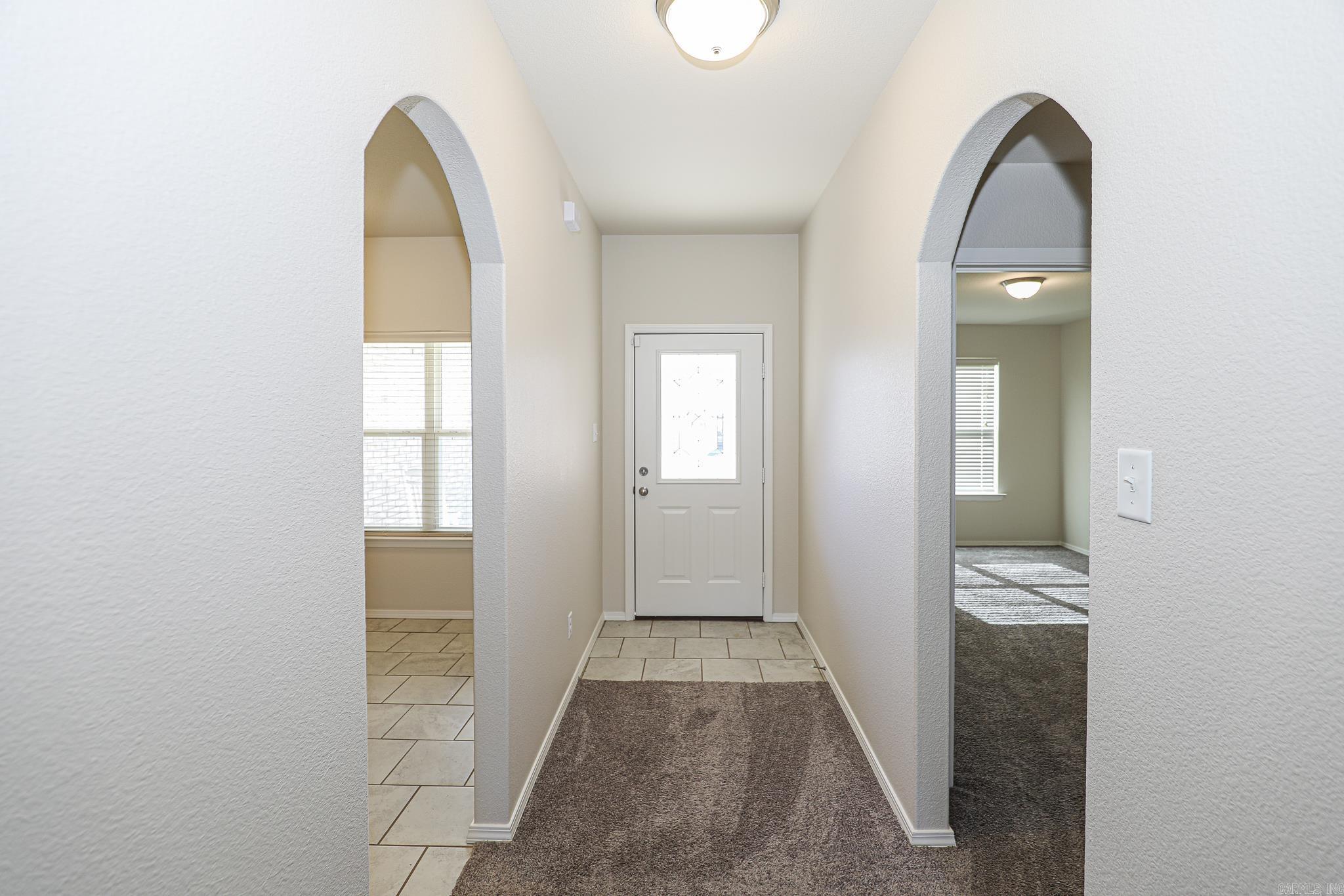 BENJAMIN GROVE - Residential