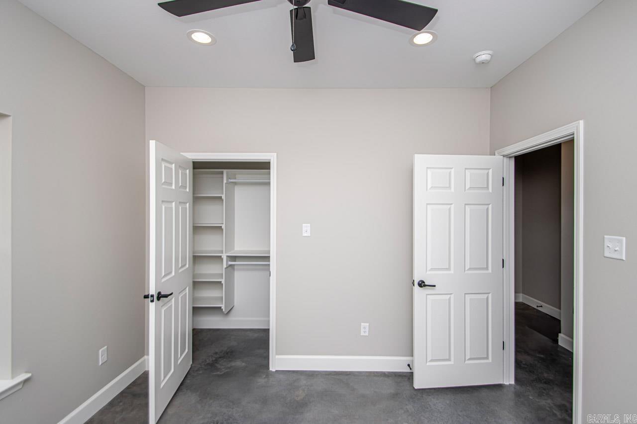 Hicks Interurban - Residential Lease