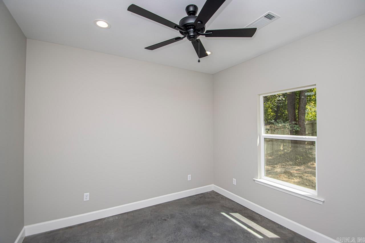 Hicks Interurban - Residential Lease