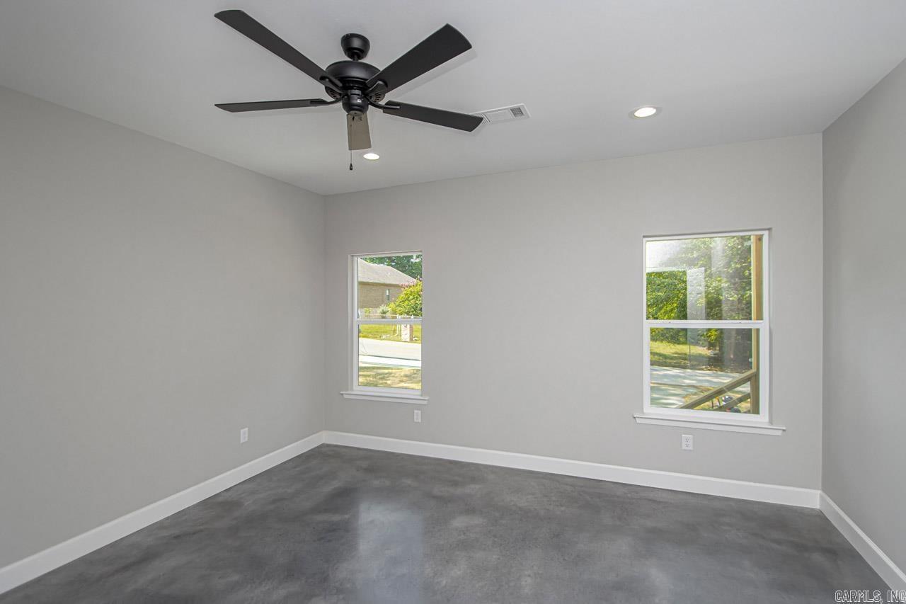 Hicks Interurban - Residential Lease