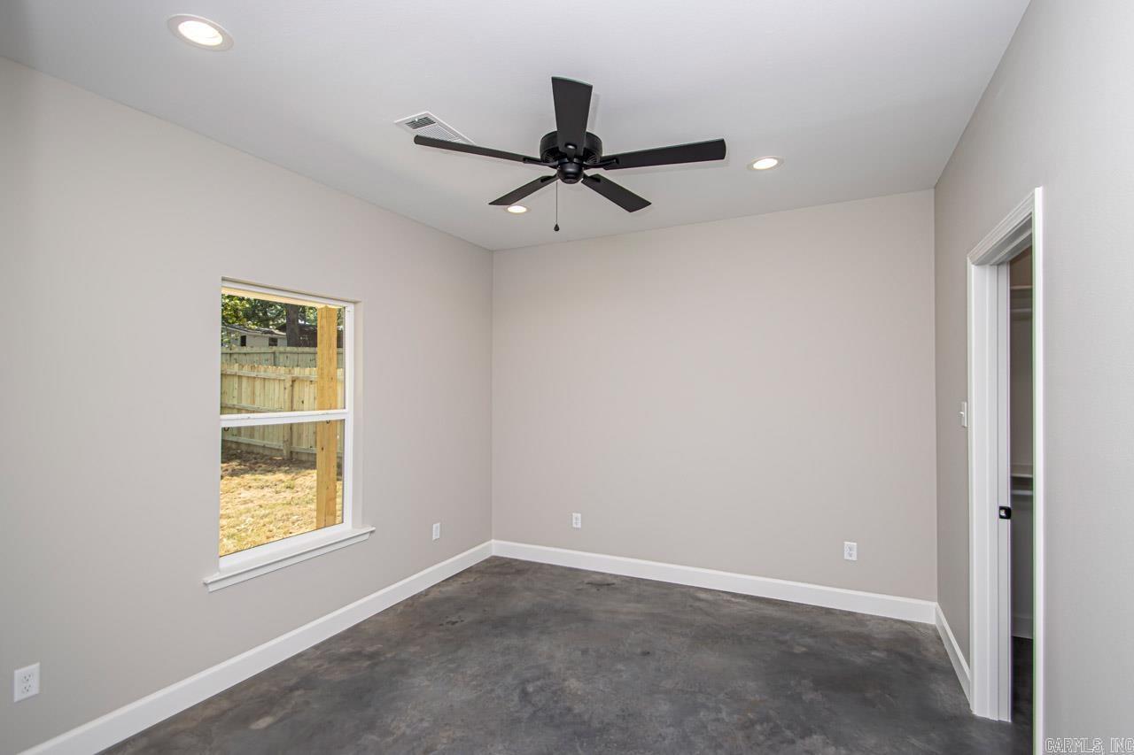 Hicks Interurban - Residential Lease