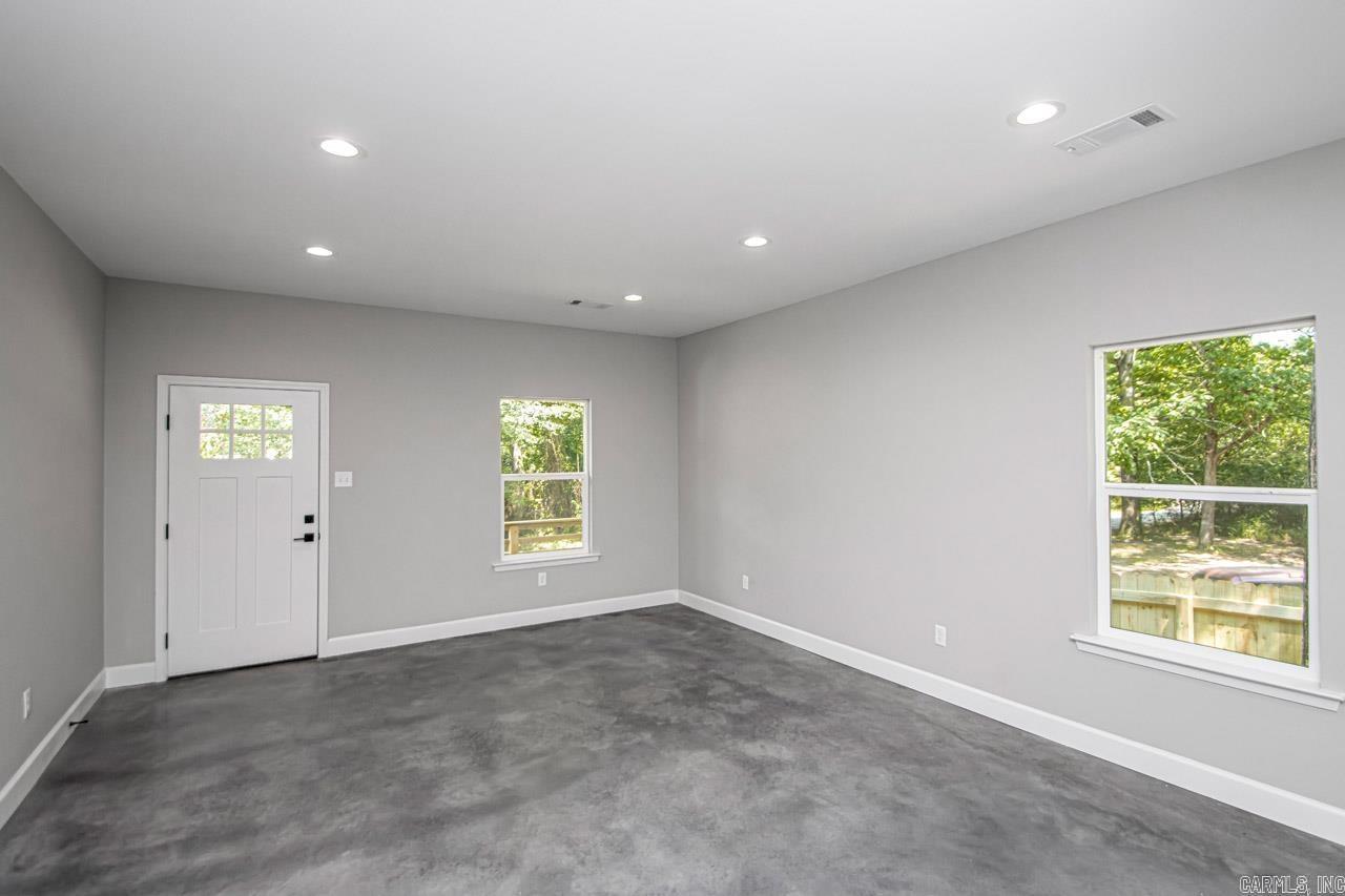 Hicks Interurban - Residential Lease