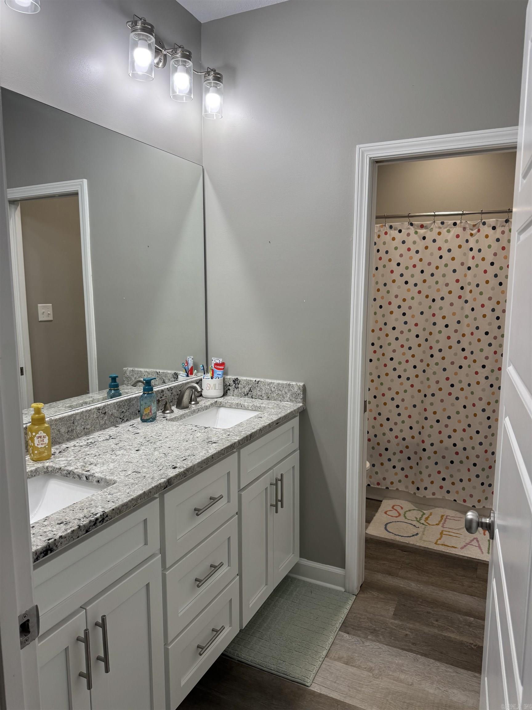 REGISTER ESTATES - Residential