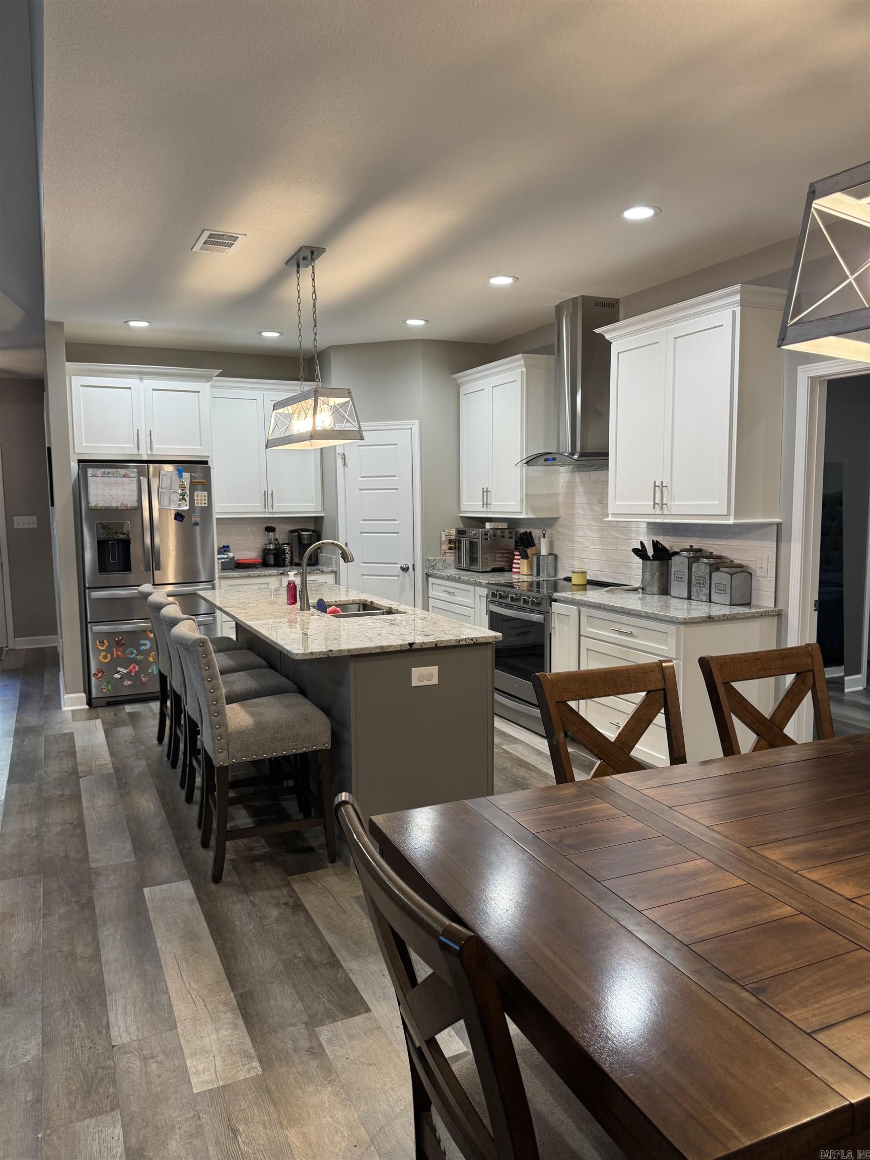 REGISTER ESTATES - Residential