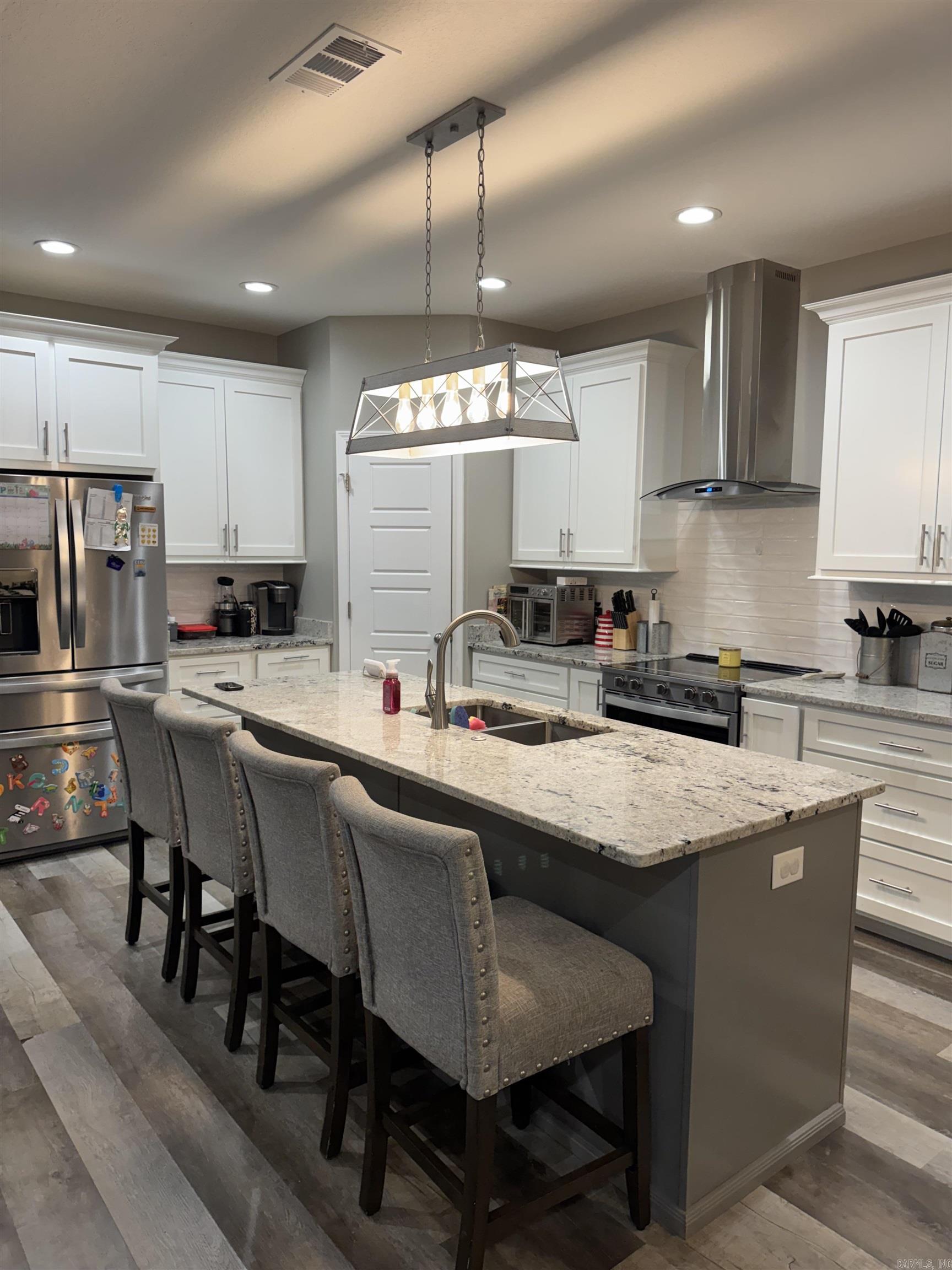 REGISTER ESTATES - Residential