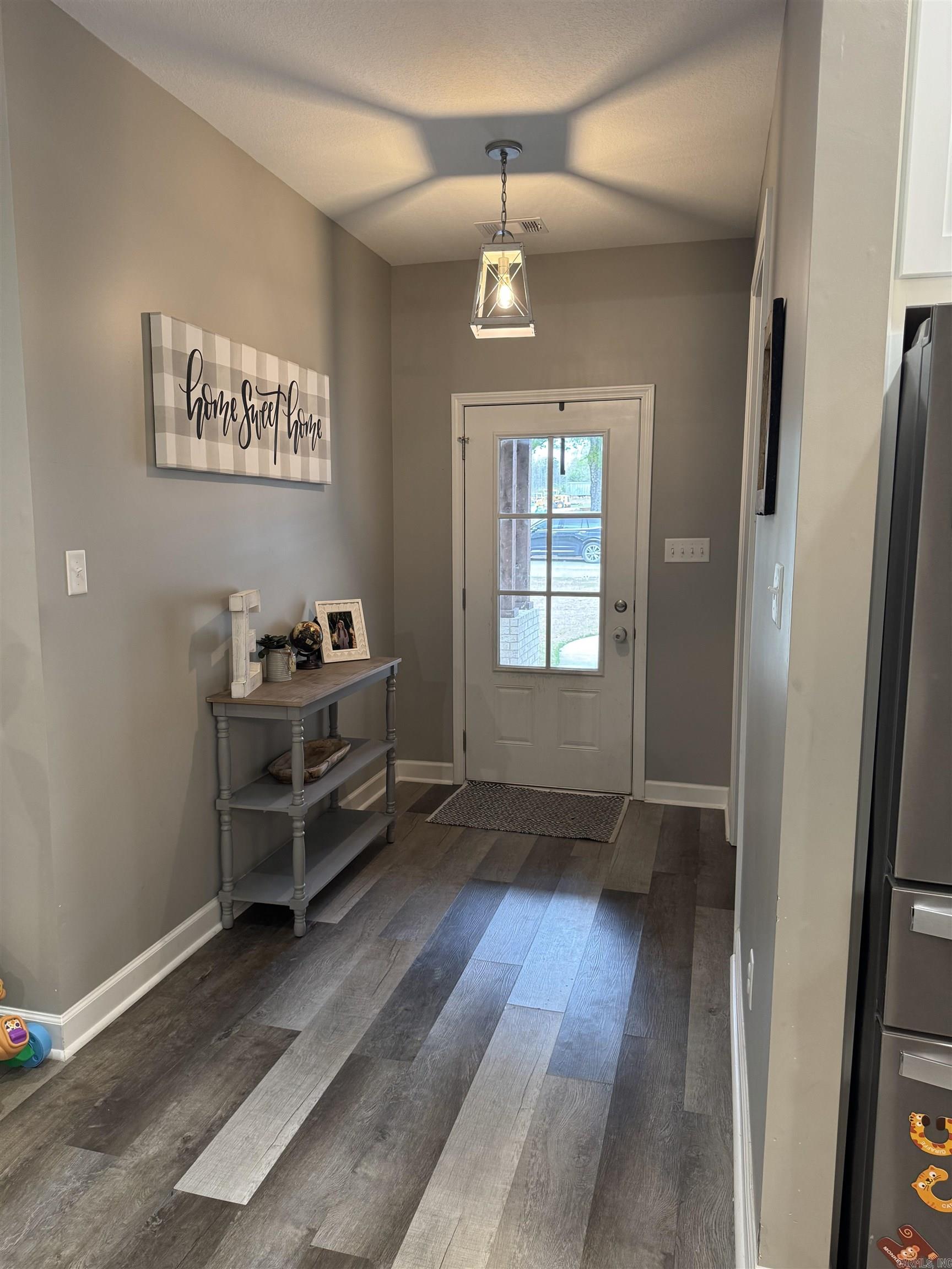 REGISTER ESTATES - Residential