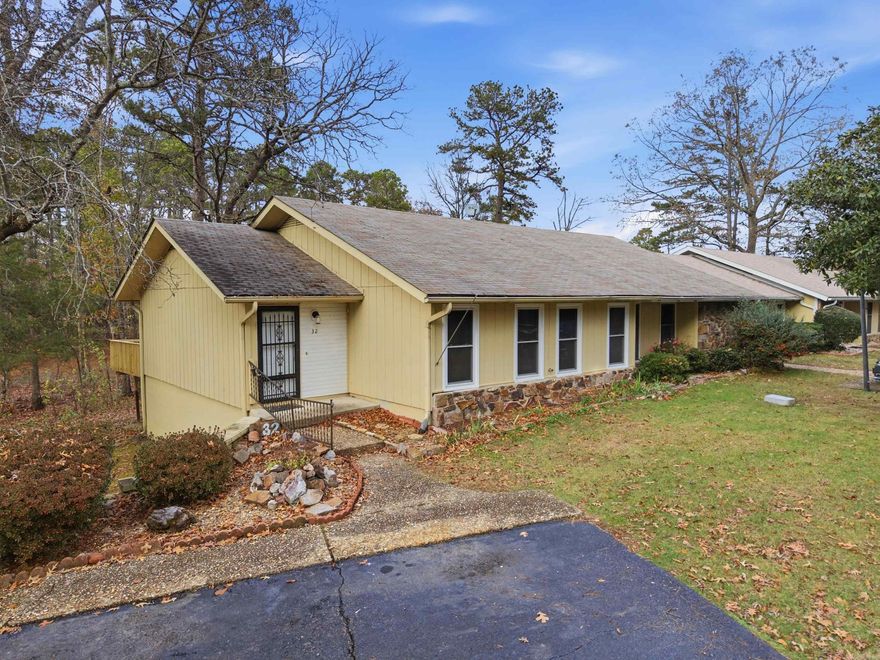 This charming, fully renovated 2-bed/1.5-bath townhome is ideal as a vacation retreat, VRBO rental, or full-time residence. Conveniently located just minutes from the West Gate of HSV in Valencia Courts, it offers quick access to Desoto Marina, the golf course, nearby trails—all within five minutes, as well as all of the amazing amenities that The Village has to offer! This single-story end unit provides extra privacy with adjacent common space and additional parking. Inside, you’ll love the bright, open living area and thoughtful updates throughout. Enjoy a spacious back deck, stainless steel appliances, and more! Schedule your showing today! Photos are virtually staged.