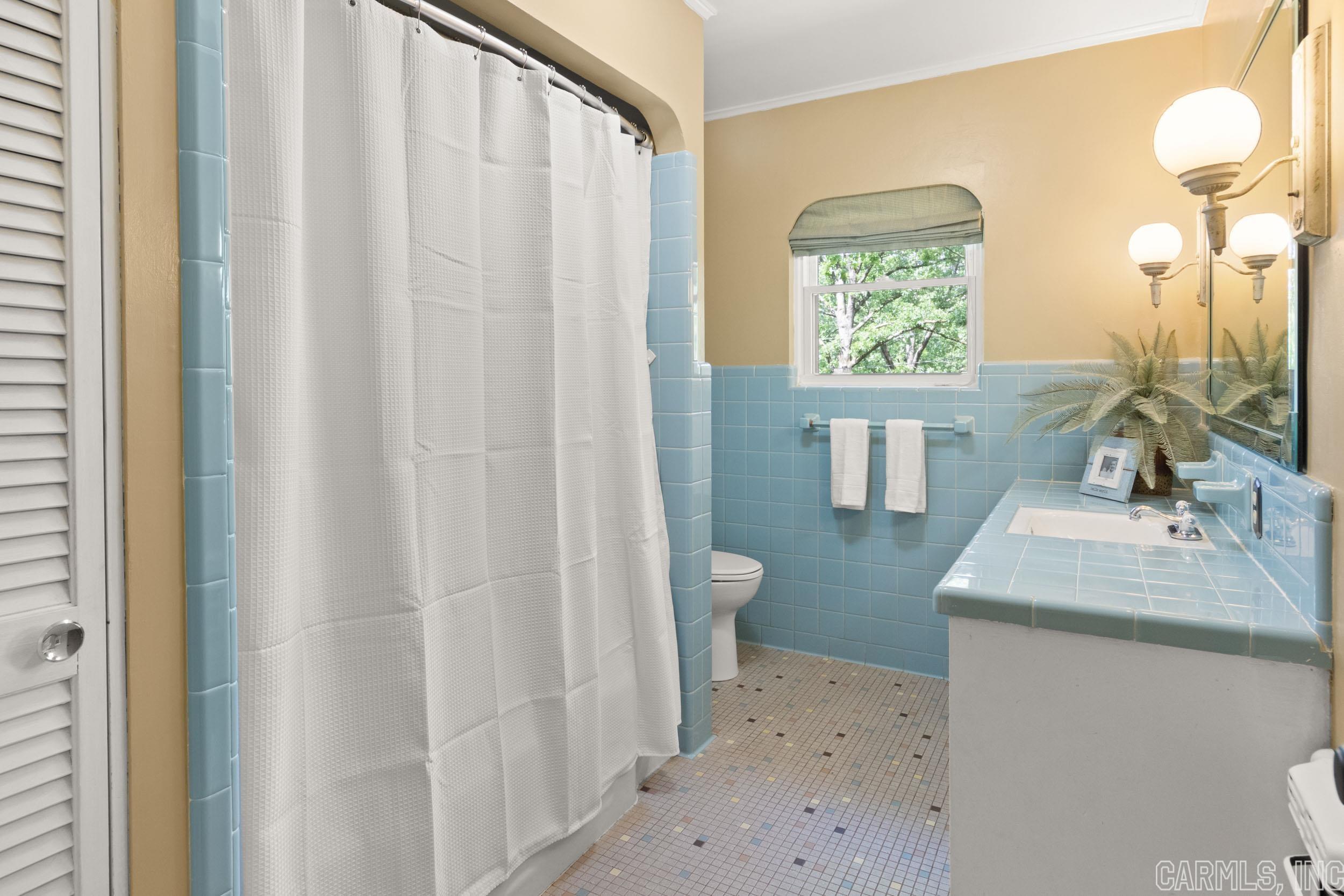 SHANNON HILLS - Residential