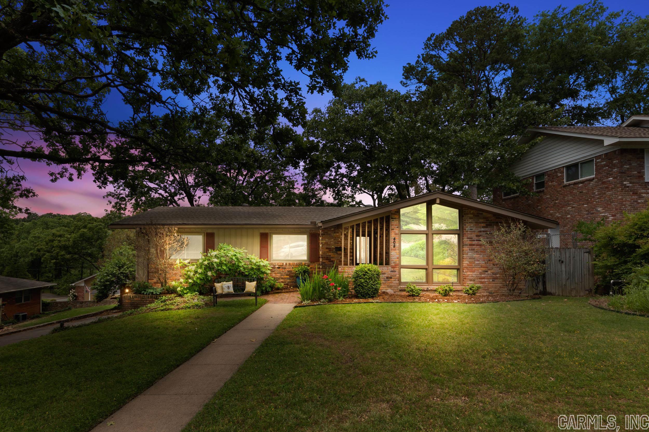 SHANNON HILLS - Residential