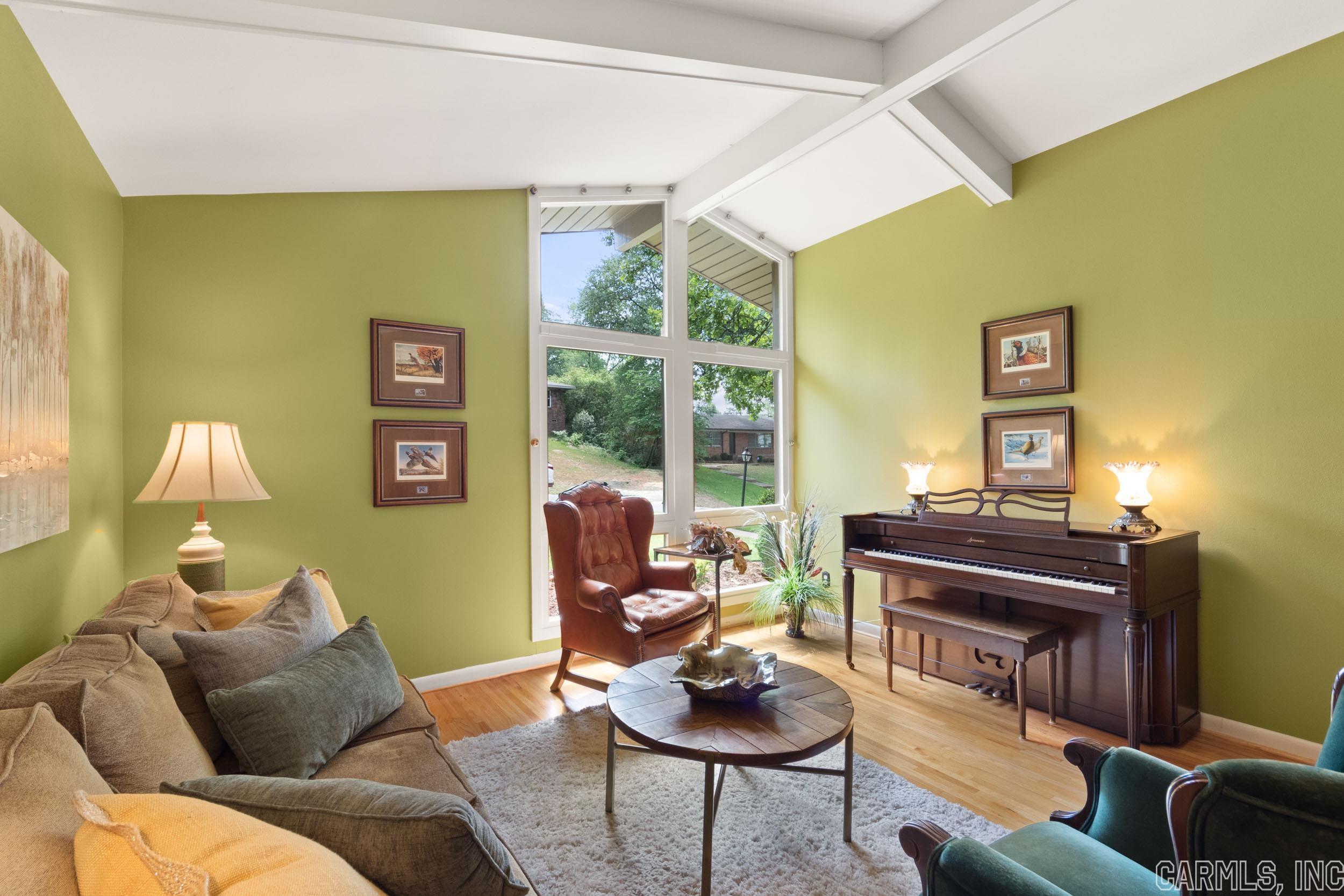 SHANNON HILLS - Residential