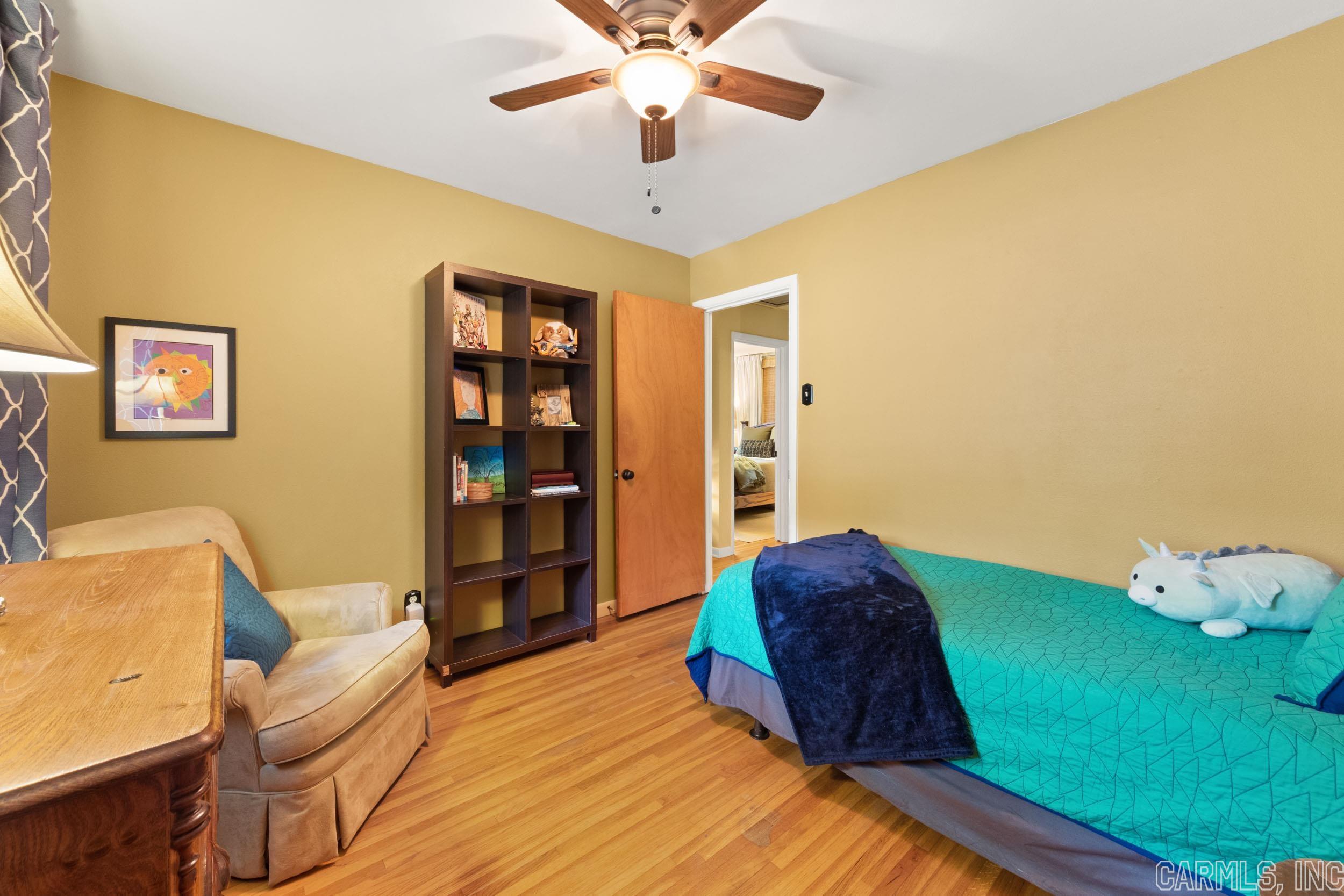 SHANNON HILLS - Residential