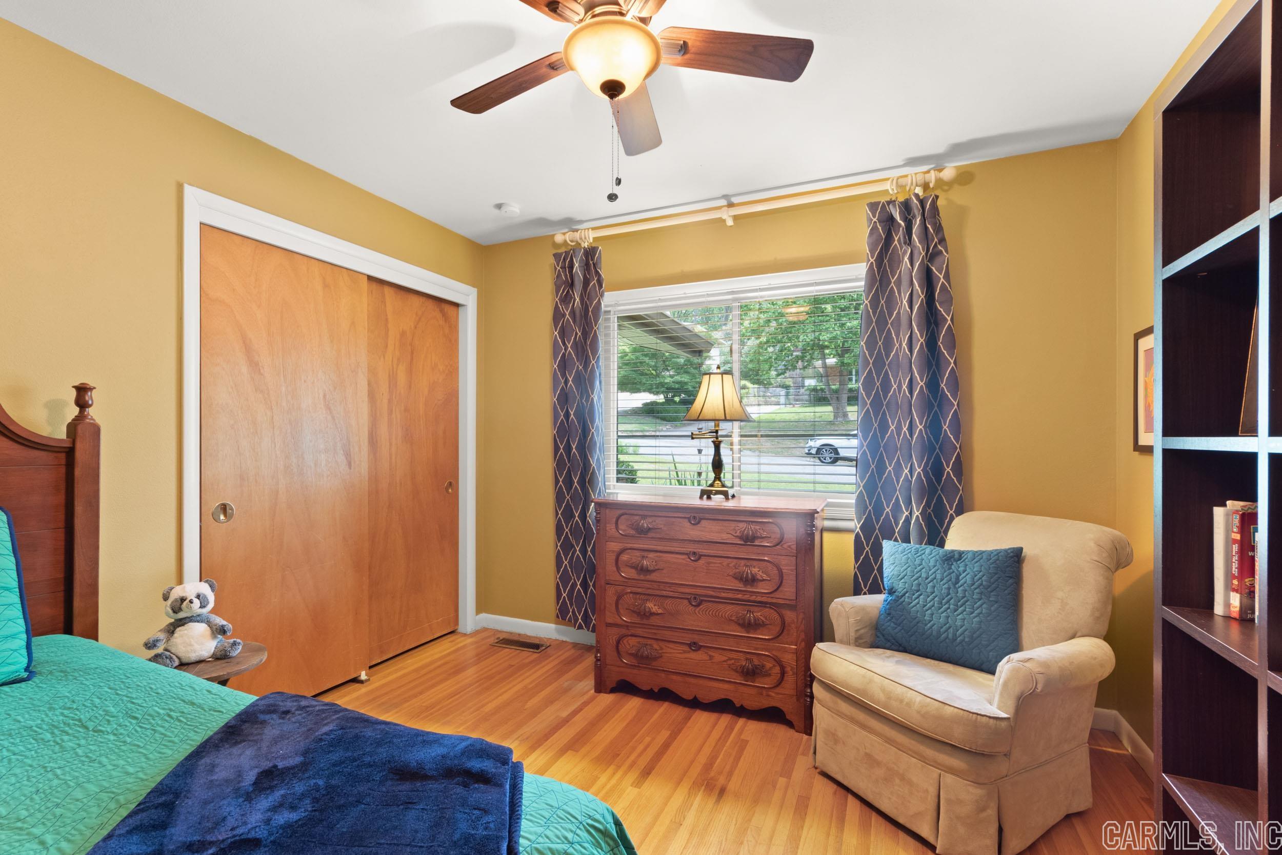 SHANNON HILLS - Residential