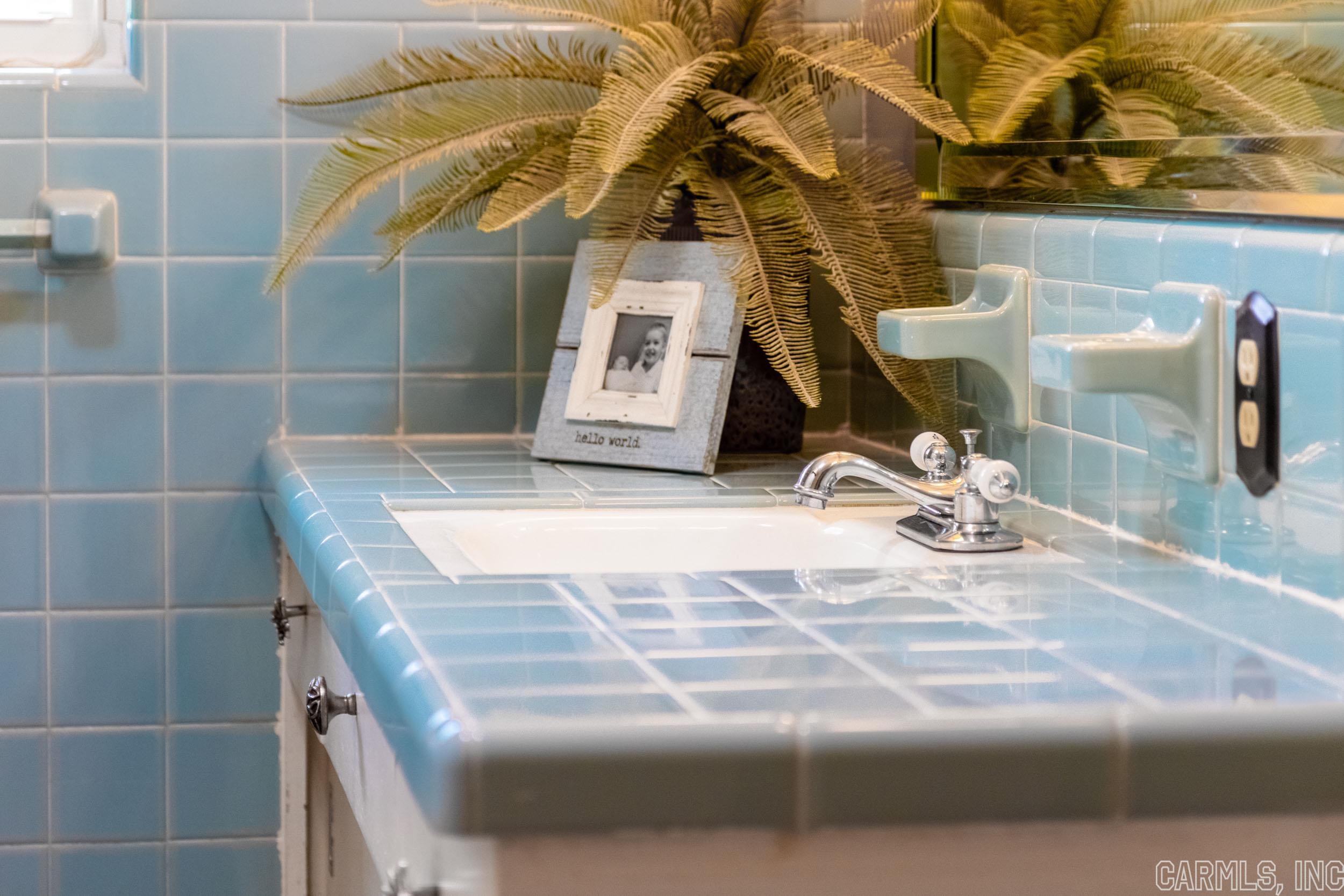 SHANNON HILLS - Residential