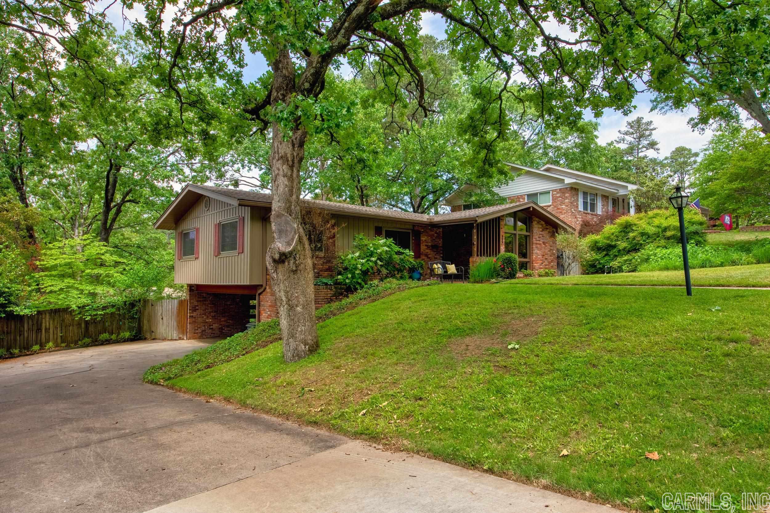 SHANNON HILLS - Residential