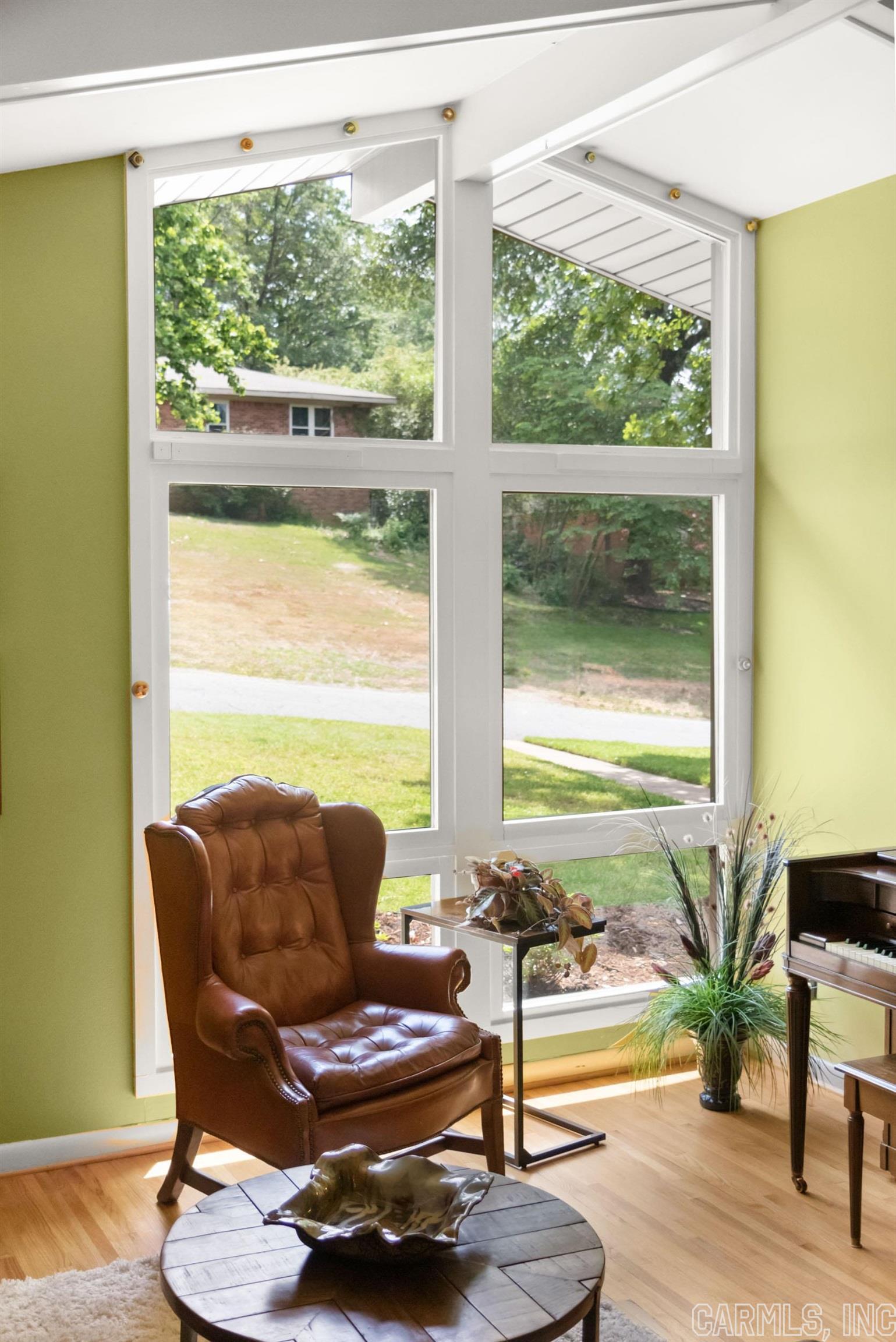 SHANNON HILLS - Residential