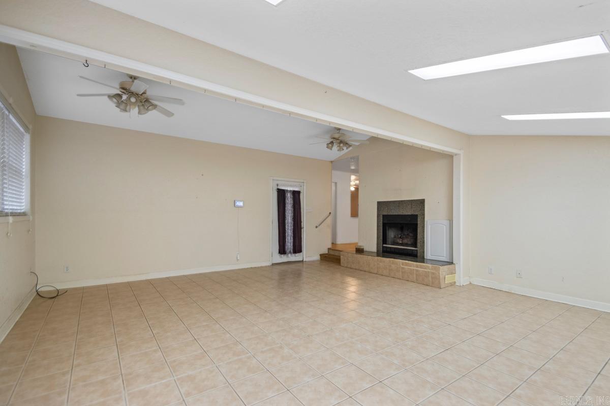 WOODED HILLS AMENDED - Residential